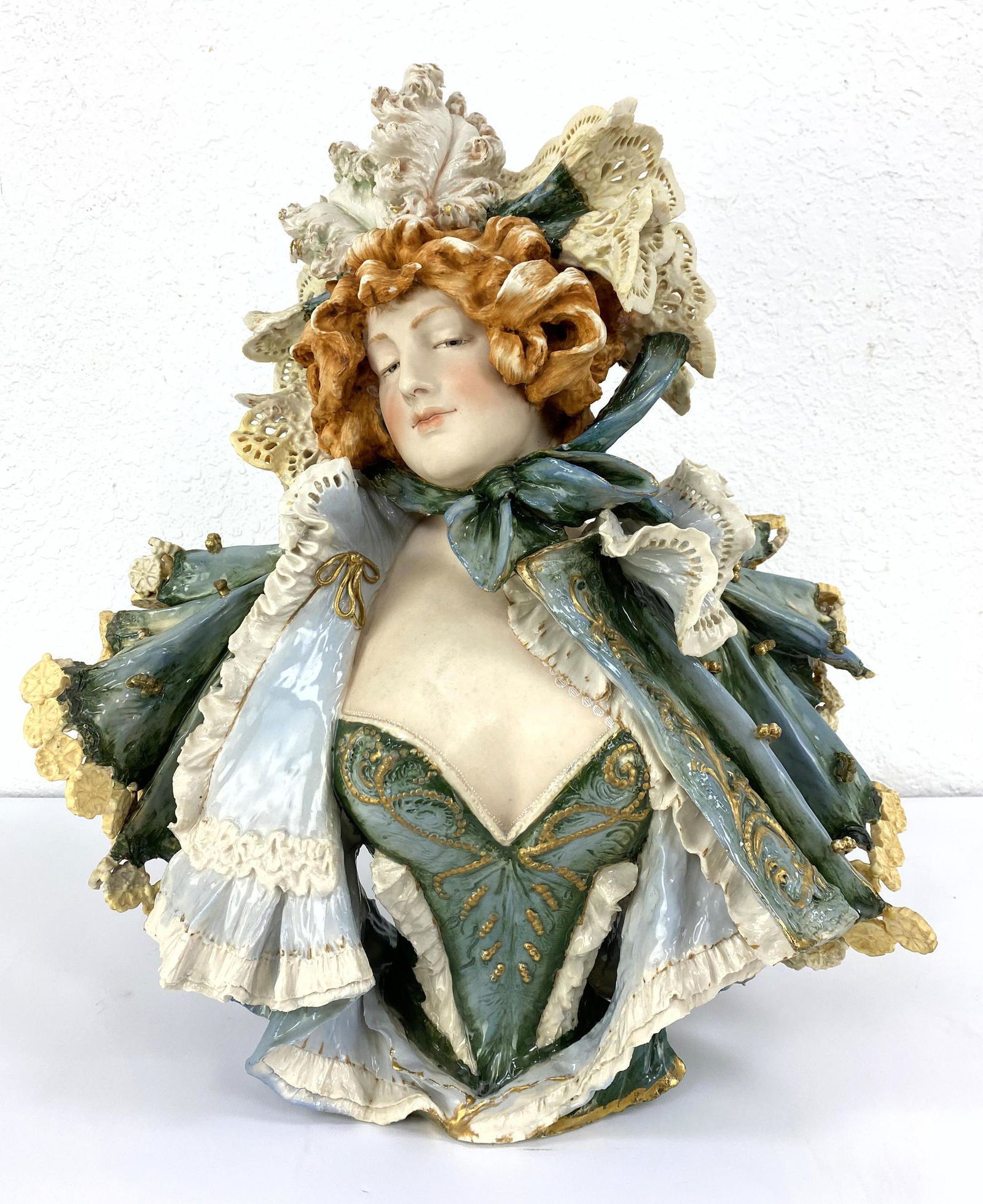 Riessner, Stellmacher & Kessel Bust Sculpture. Large. A (1 of 13)