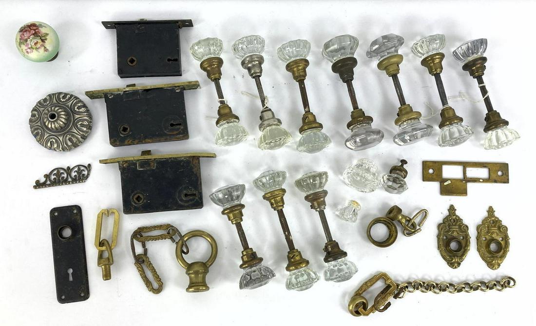 Lot of glass door Knobs and Handles. decorative metal e (1 of 9)