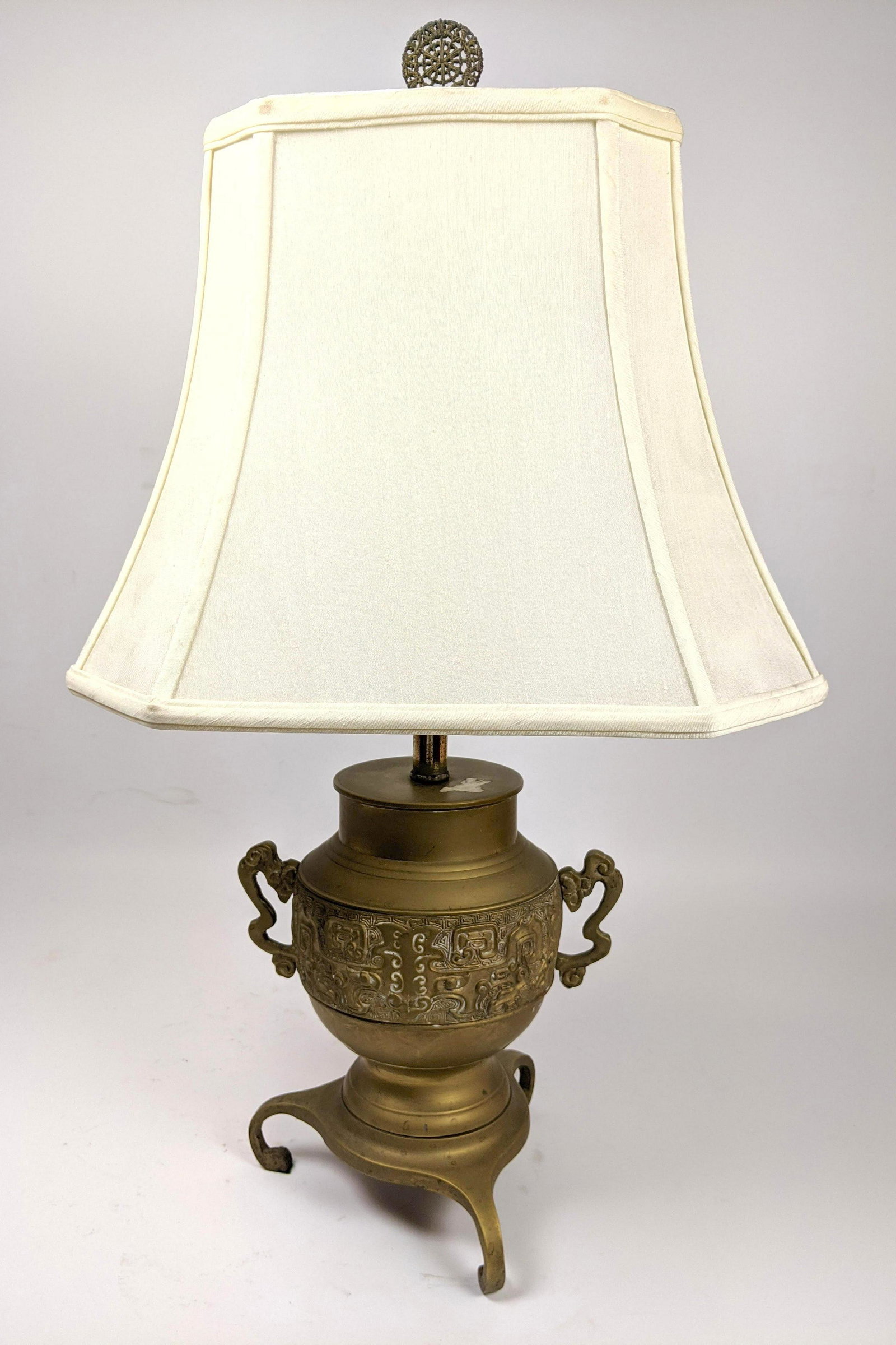 Asian Brass Table Lamp.  Urn form. (1 of 10)