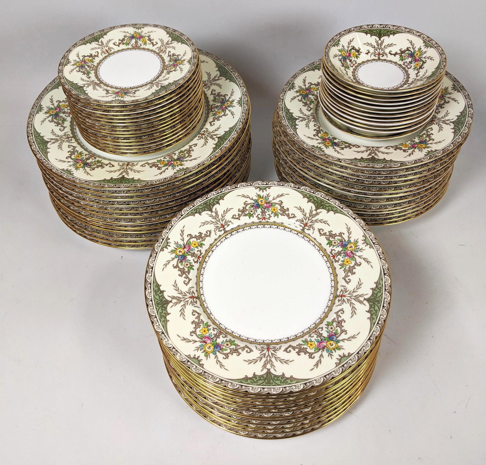 62pc MINTONS China Dinnerware Set. "Chatham". Floral Bo (1 of 9)