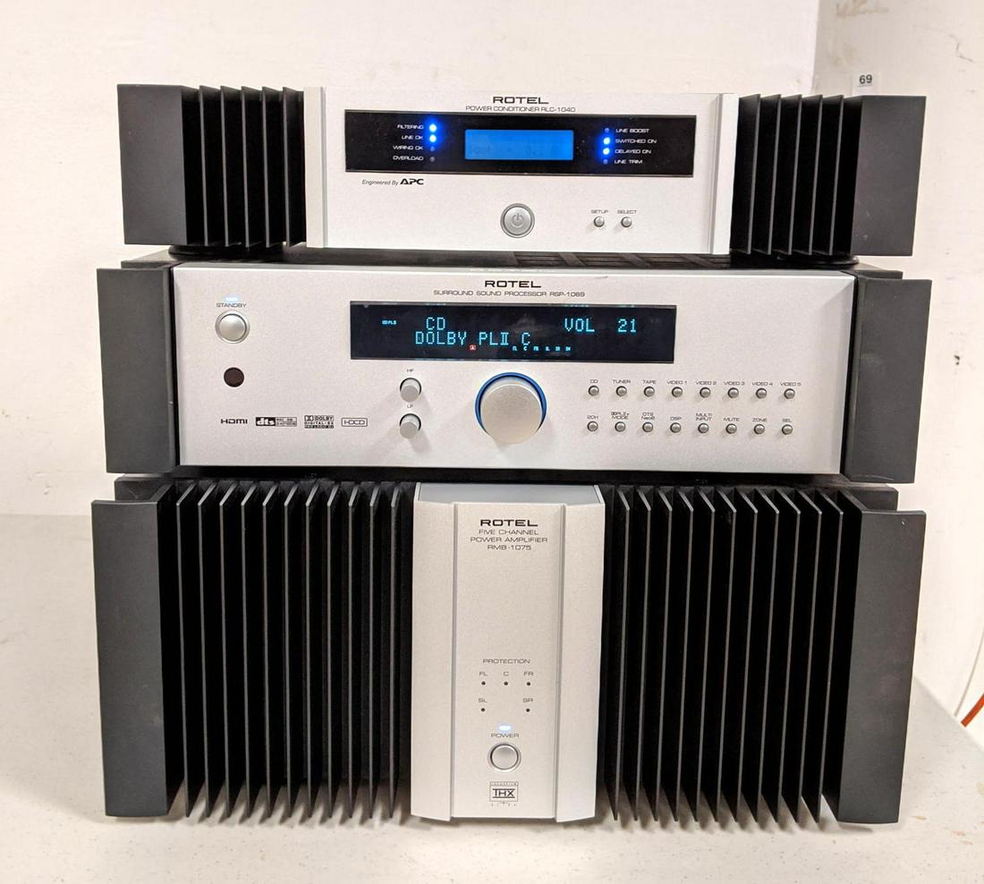 3pc Rotel Stereo equipment. Power conditioner 1040, Sur (1 of 16)