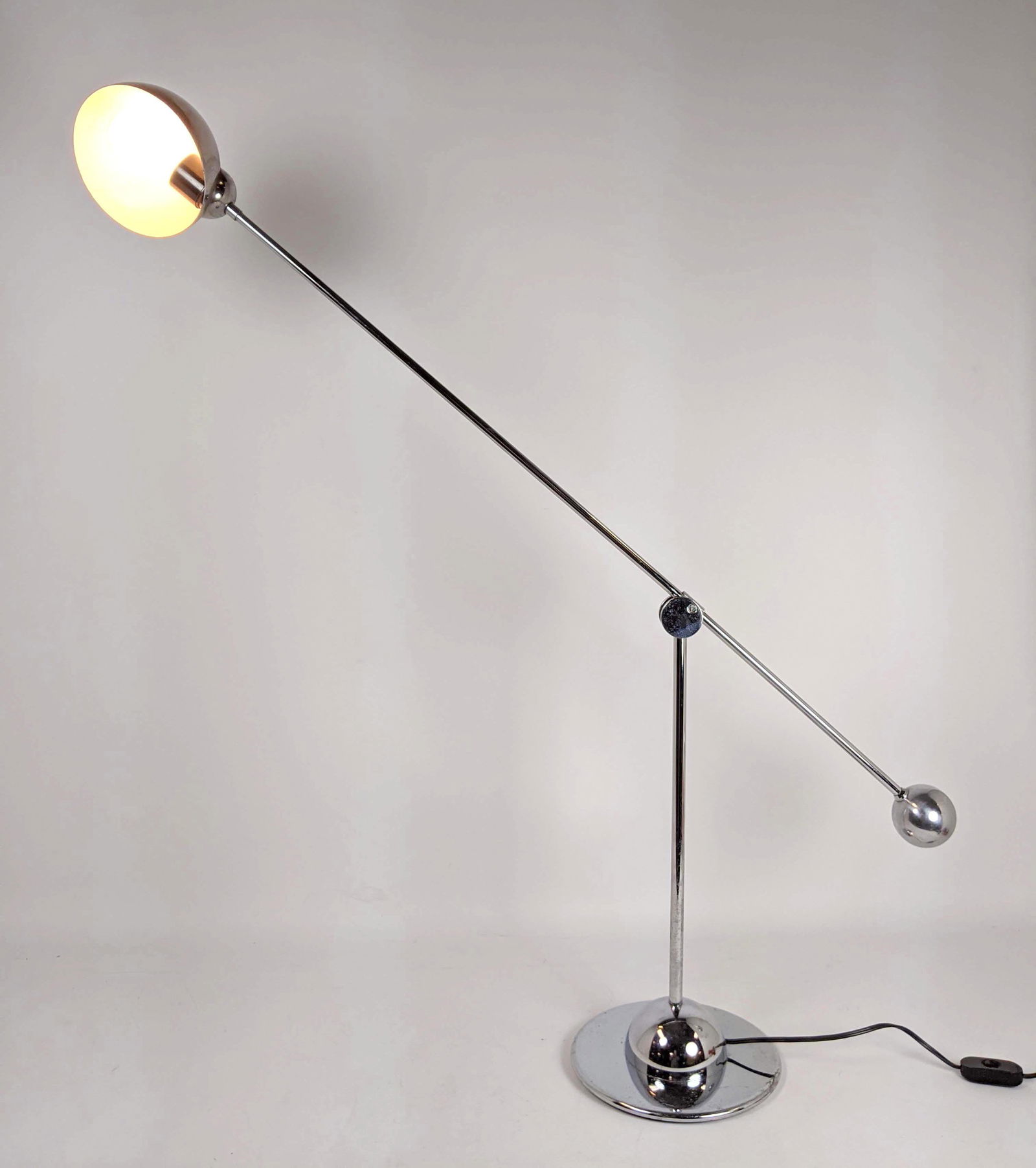 Sonneman style Chrome Cantilever Floor Lamp. Made in Sw (1 of 15)