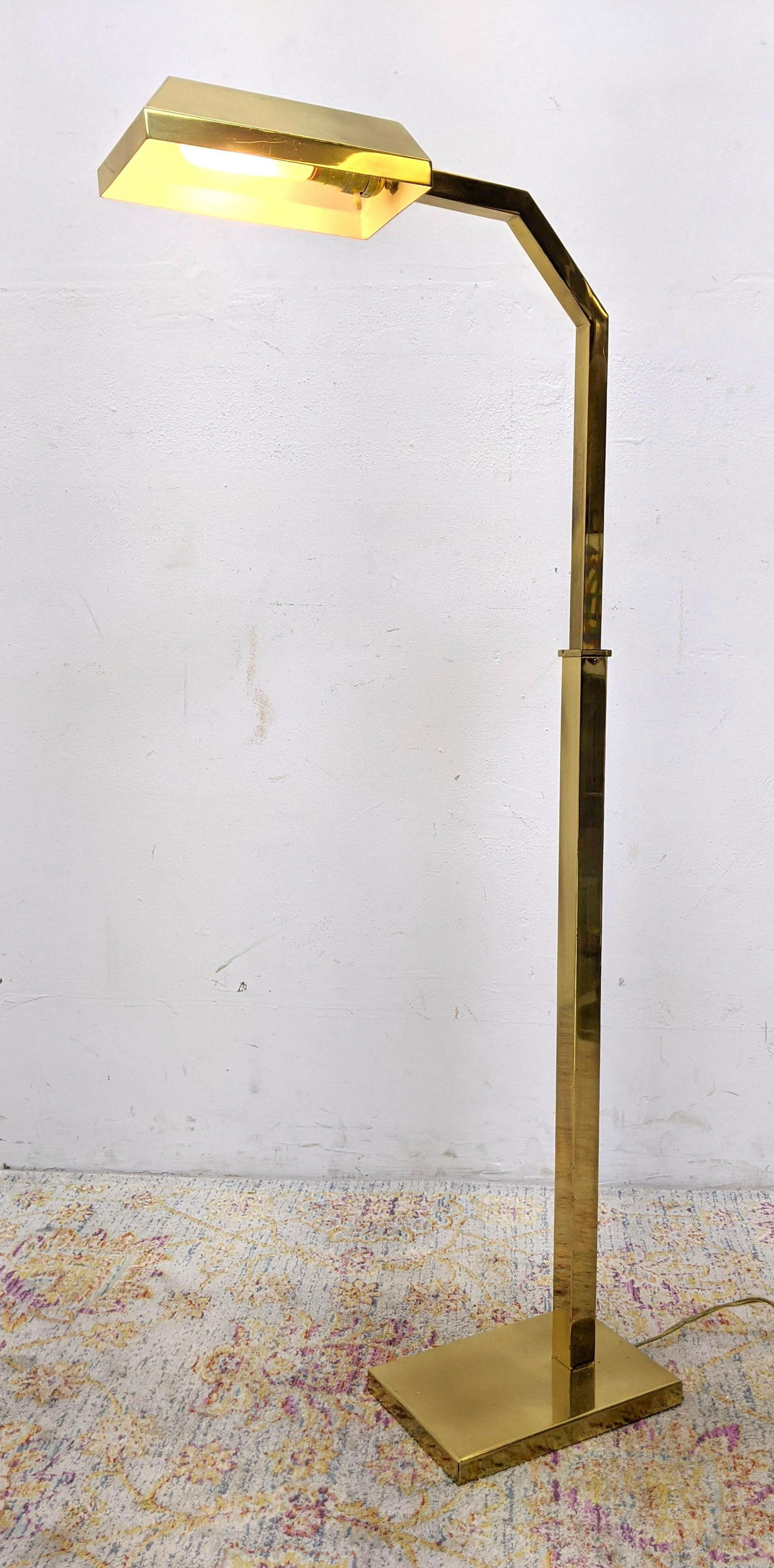 Modernist Brass Floor Lamp. Clean lines (1 of 11)
