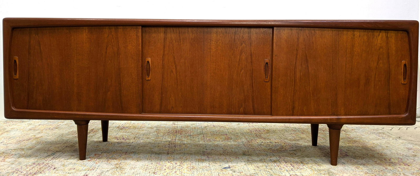 H.P. Hansen Danish Modern Teak Credenza Sideboard Cabin (1 of 15)