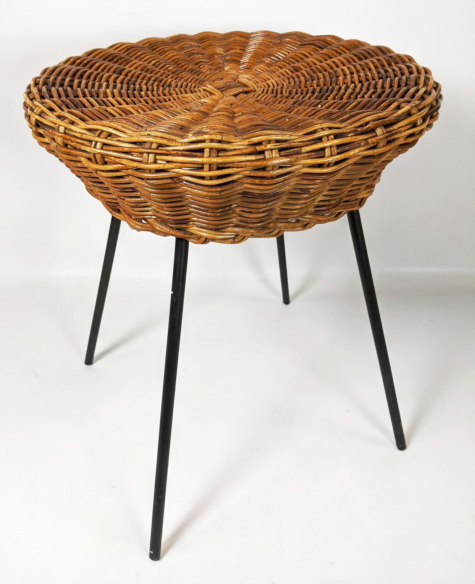 Franco Albini style Rattan Stool. Hairpin Iron Legs. (1 of 11)