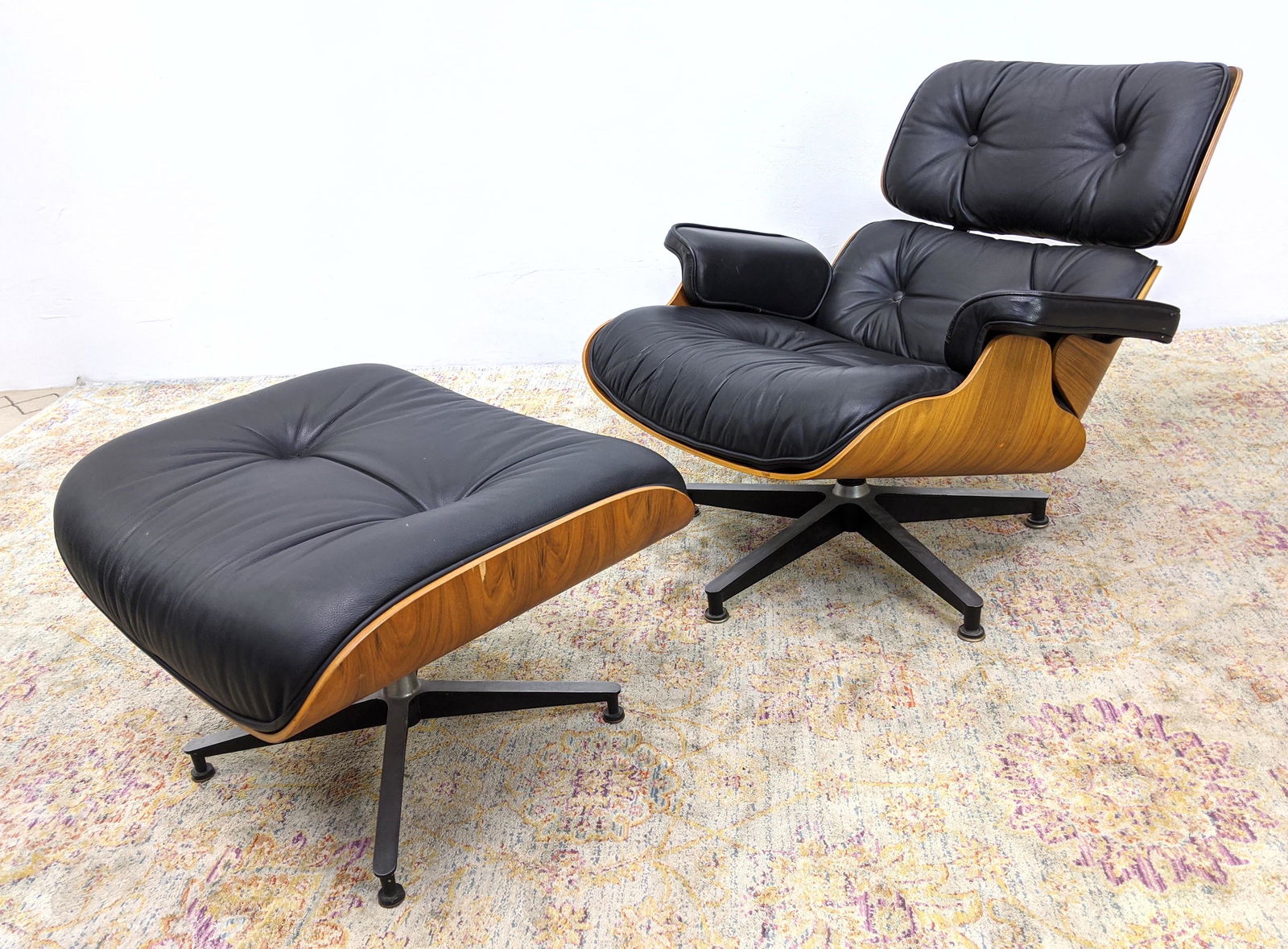 Eames Herman Miller Lounge Chair and Ottoman. Unmarked. (1 of 17)