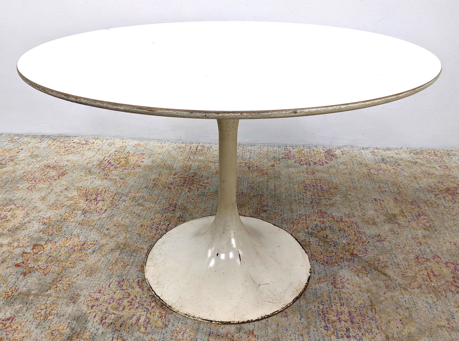 Saarinen Style Tulip Side Dining Table. (1 of 15)