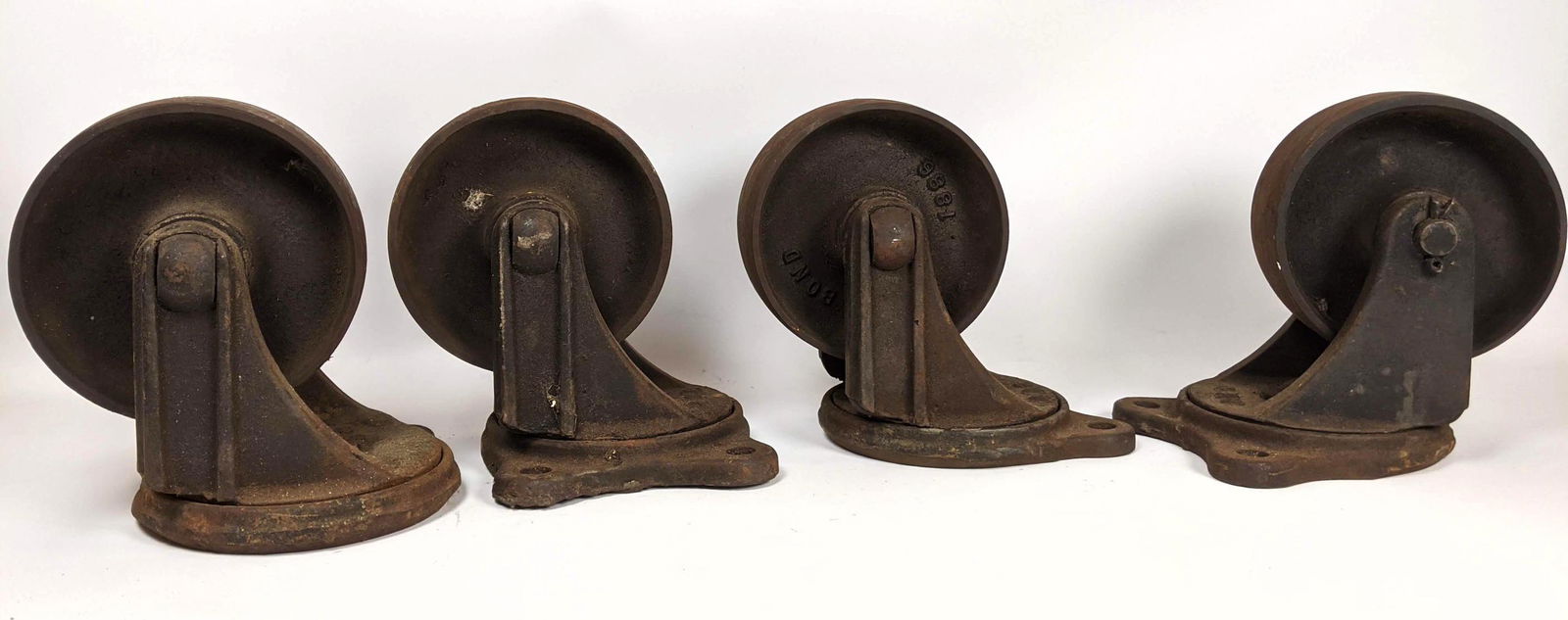 Set 4 Heavy Antique Casters Rolling Wheels. Industrial (1 of 7)