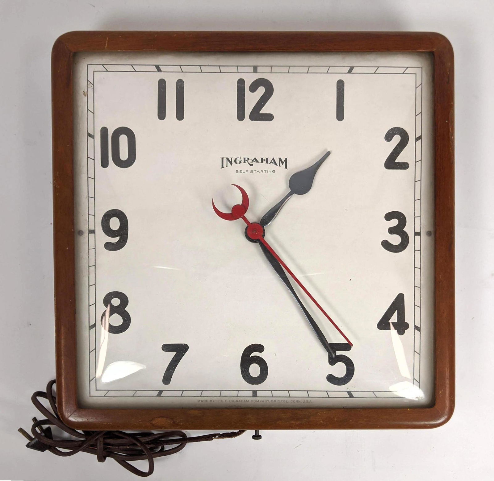 INGRAHAM Self Starting Wall Clock. Model SH160.  Wood f (1 of 8)