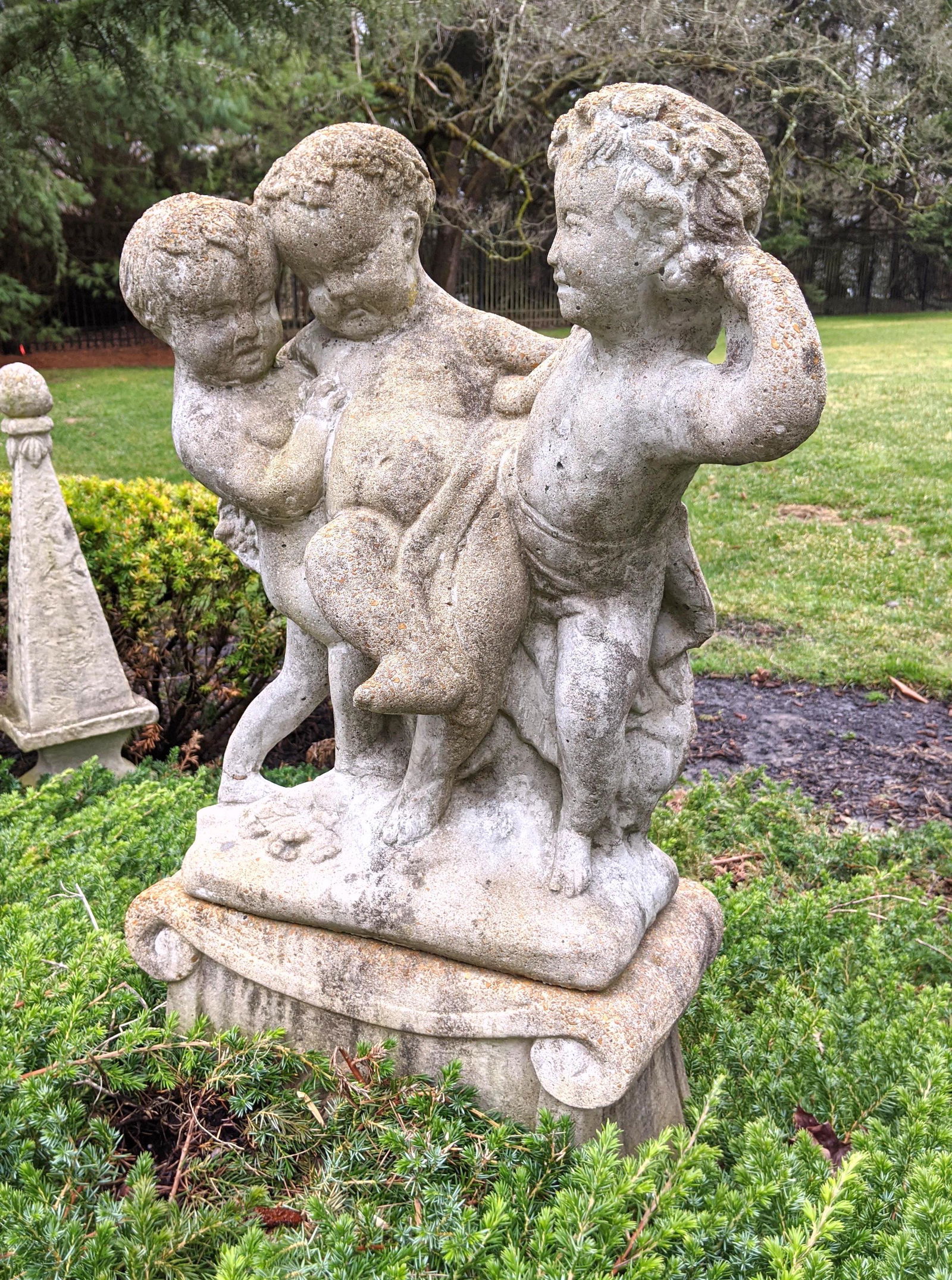 Decorative Figural Concrete Garden Sculpture. 3 Putti (1 of 7)