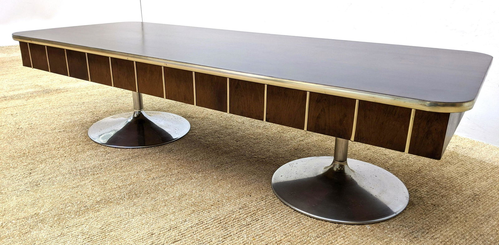 LANE Futurist Modern Coffee Table. Table has aluminum s (1 of 9)