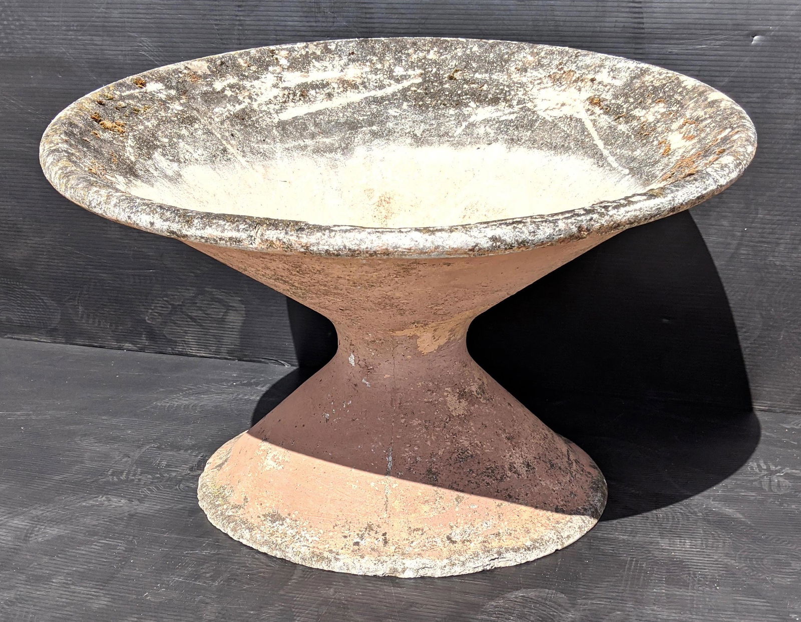 WILLY GUHL Corseted Garden Planter. (1 of 7)