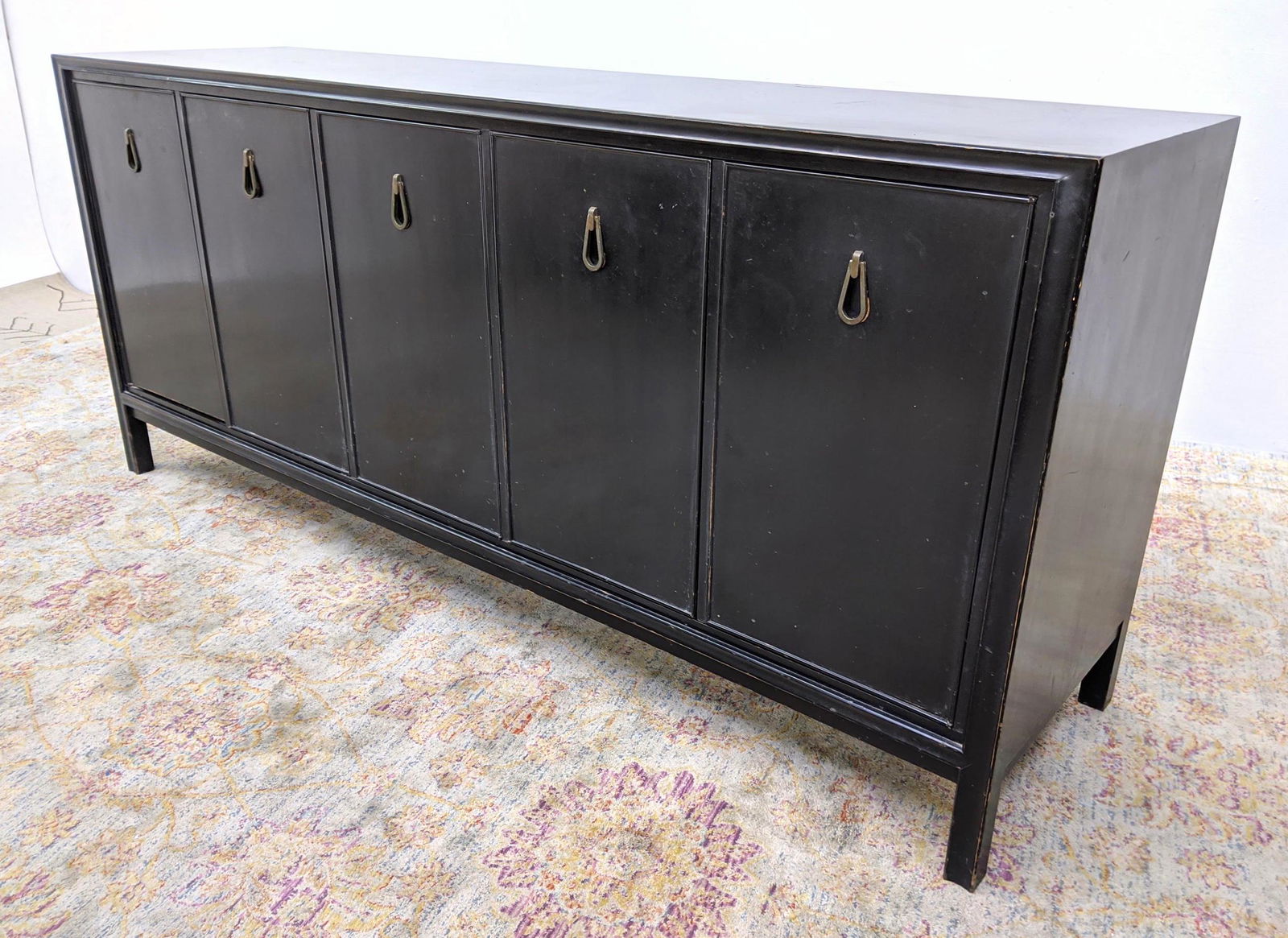 MOUNT AIRY Black Finish Sideboard Credenza. 5 Doors wit (1 of 19)
