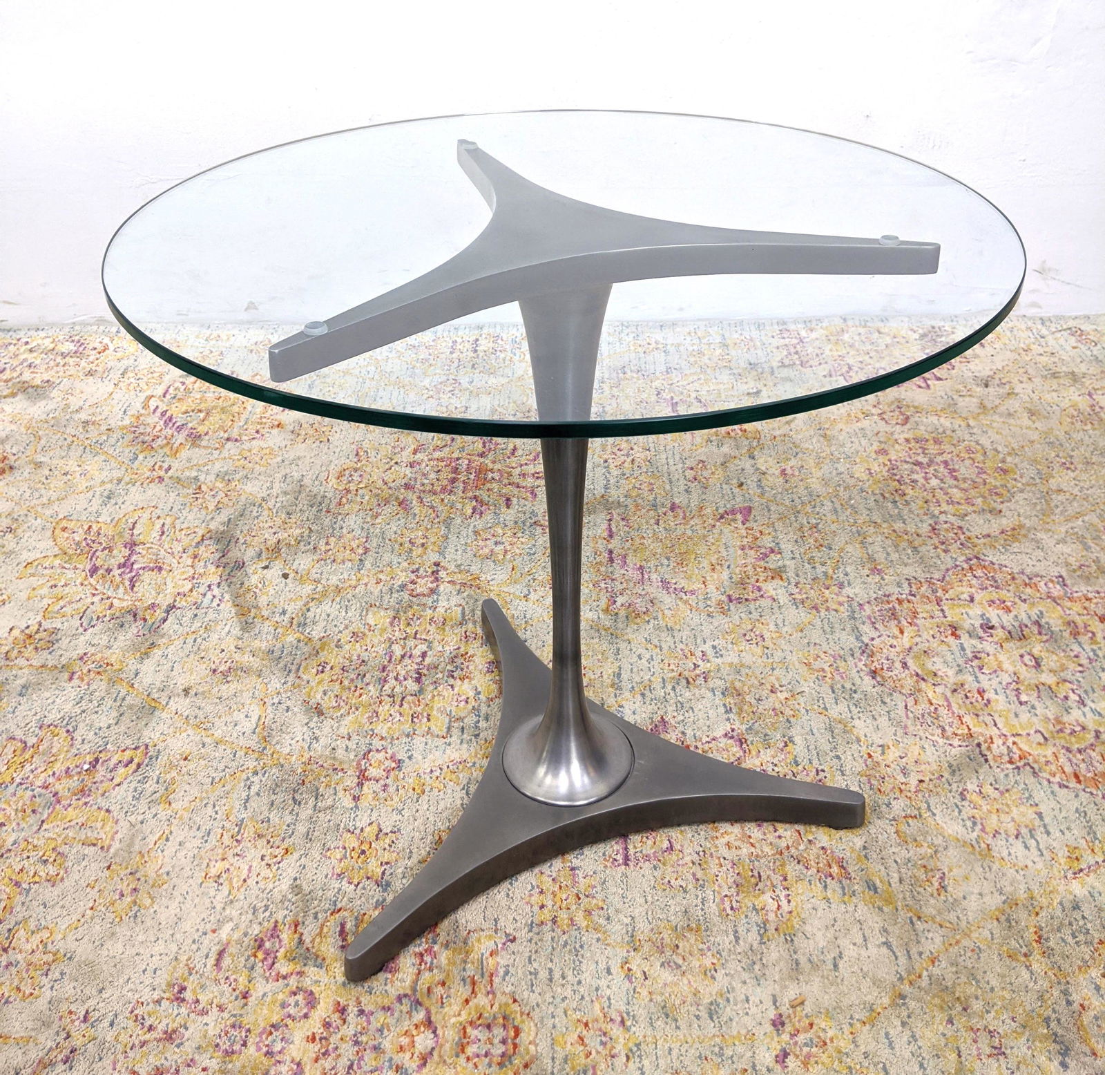 ALCOA Aluminum and Glass Side Table. Round Top. (1 of 9)