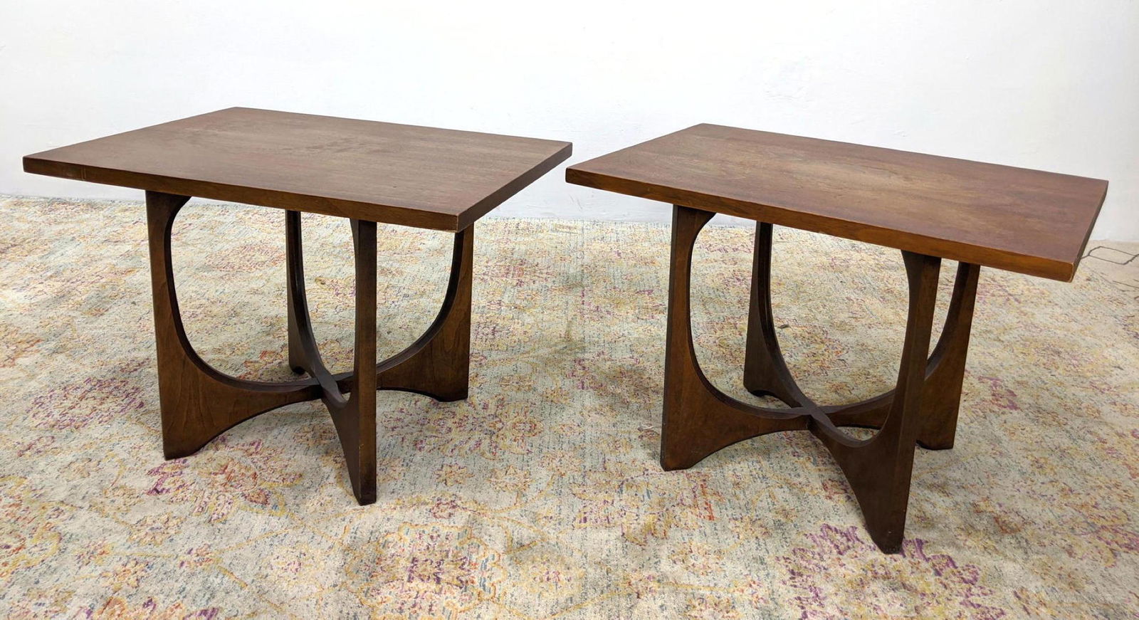 Pr BRASILIA by BROYHILL End Side Tables.  Modern Walnut (1 of 16)