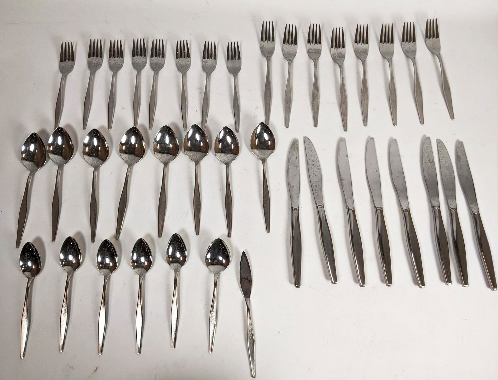 Modernist Stainless Steel Flatware Set in Box. (1 of 6)