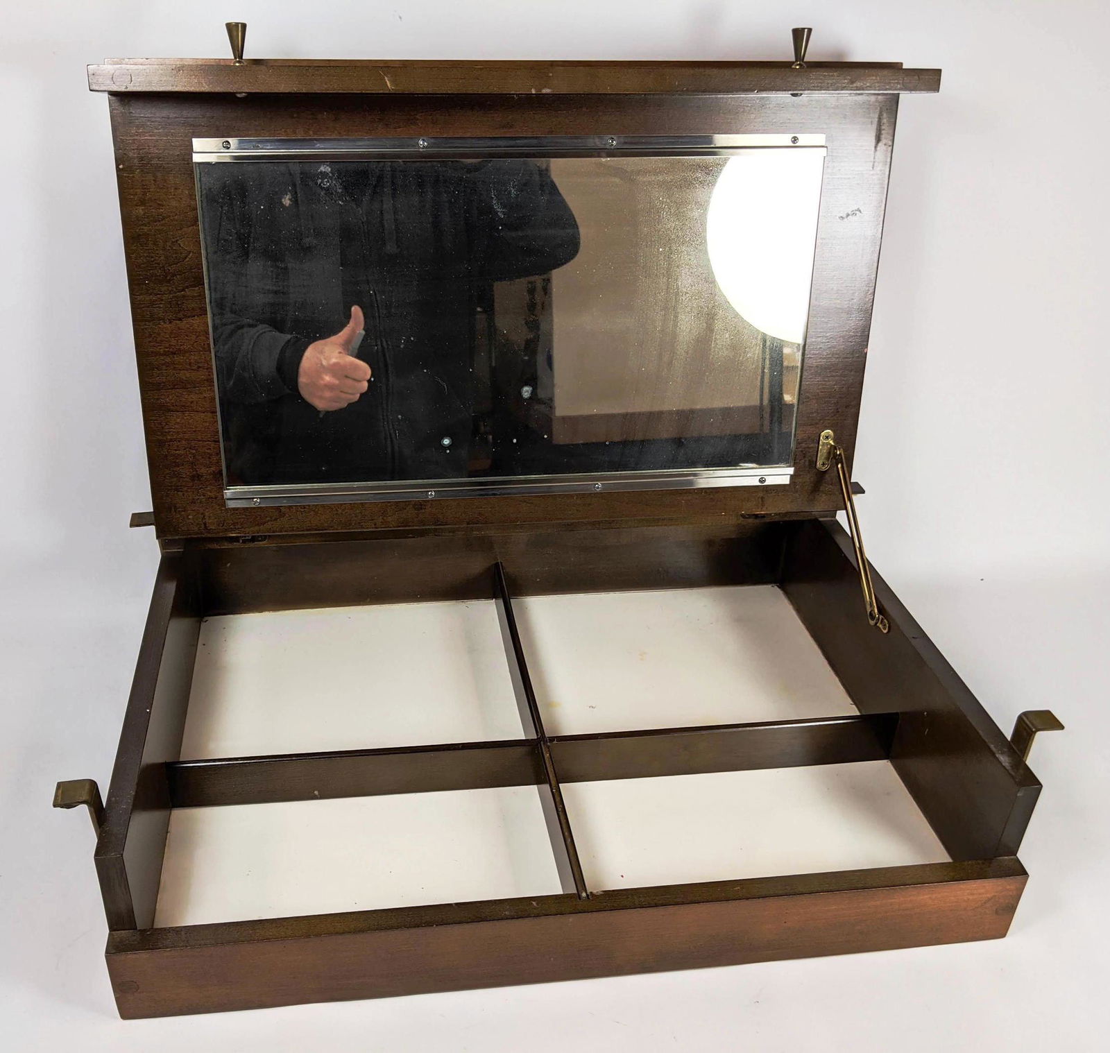 PAUL MCCOBB for WINCHEDON Vanity Attachment.  This vani (1 of 16)