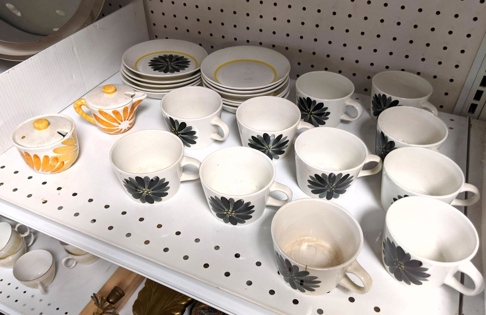 20+ pcs Arabia China Cups saucers (1 of 8)