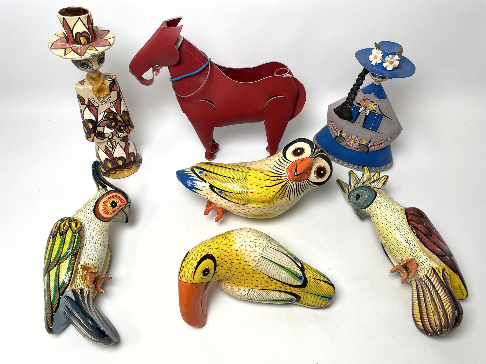 7pc Group Lot. South American Painted figures, Vaca Val (1 of 15)