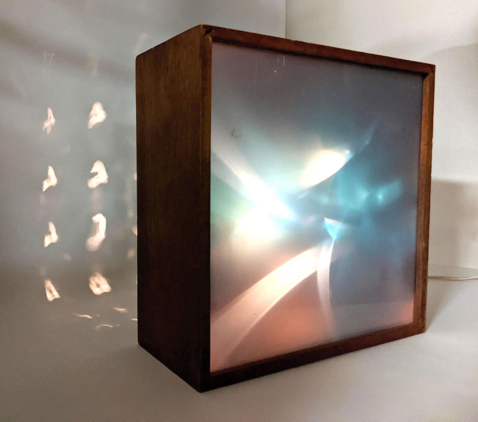 Lumia Lightbox for Lightolier designed by Earl Reiback (1 of 15)