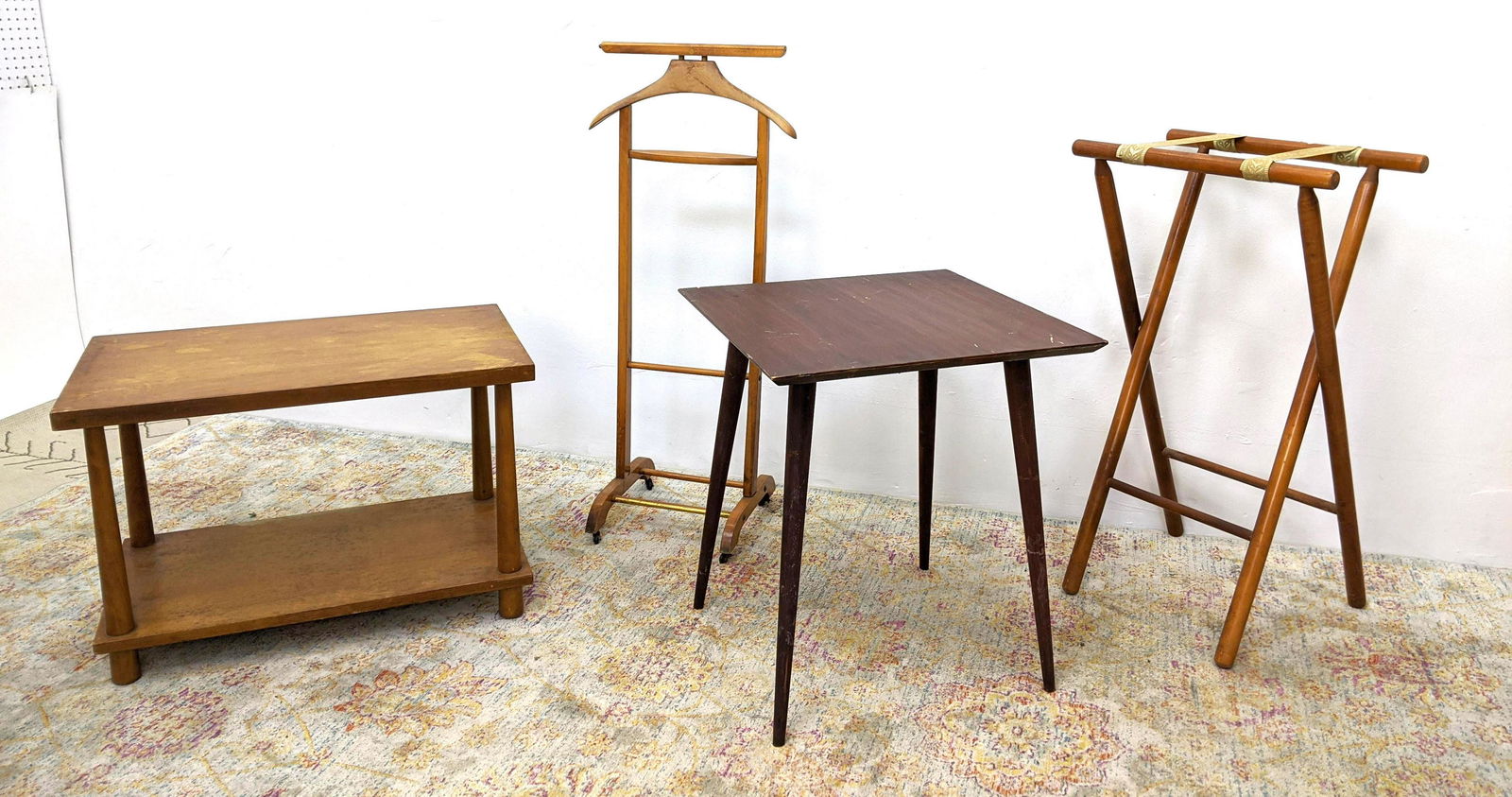 4pc Modernist Furniture. ROBSJOHN GIBBINGS for WIDDICOM (1 of 15)