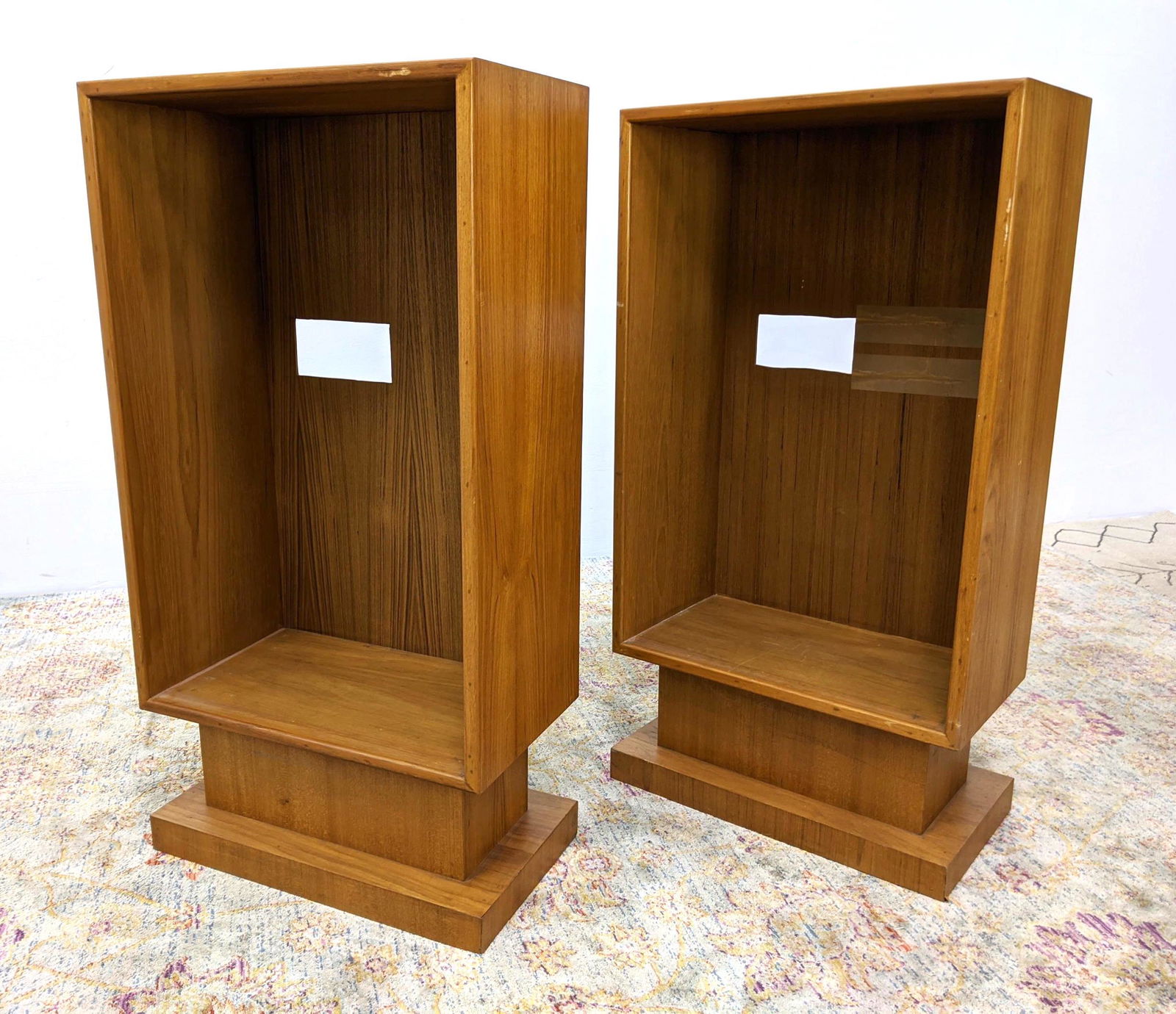 Pr Wood Speaker Cabinets.  Cabinets ONLY. NO Speakers o (1 of 15)