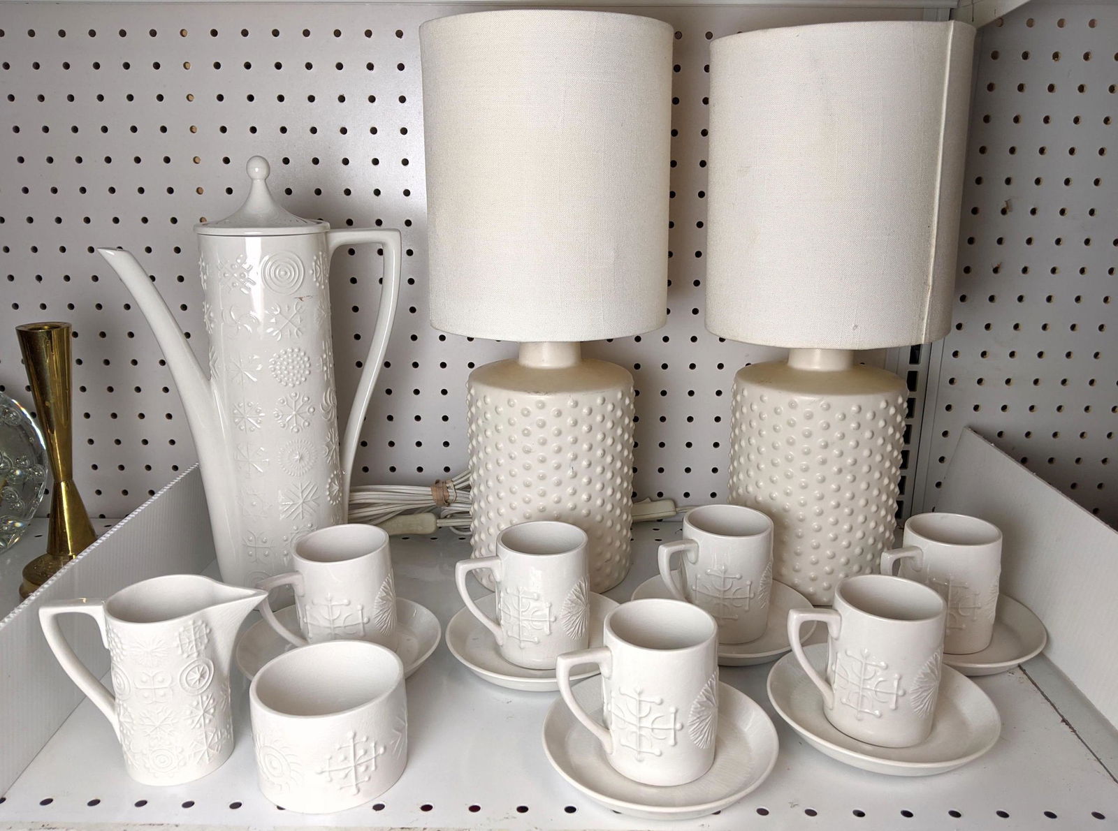 Modernist White on White Pottery Lot. Coffee Set and Pa (1 of 11)