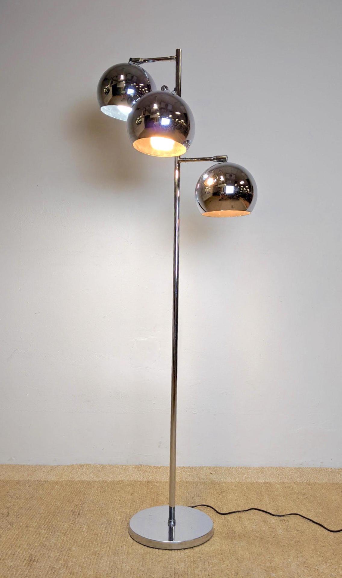 Modern Three Chrome Ball Shades Floor Lamp. OMI. Shades (1 of 16)