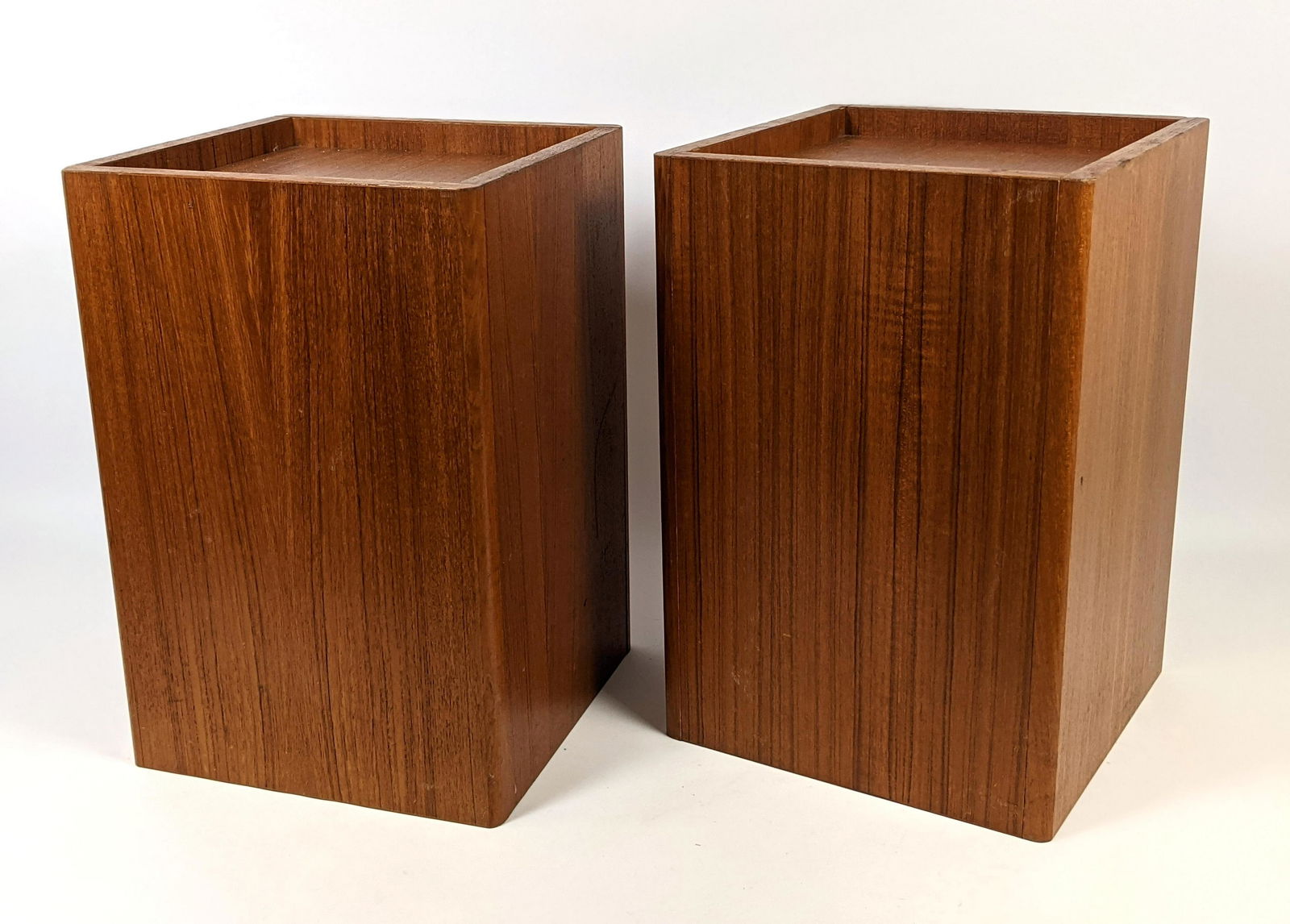 2 pcs Danish Modern Teak Square Column Pedestals. (1 of 8)