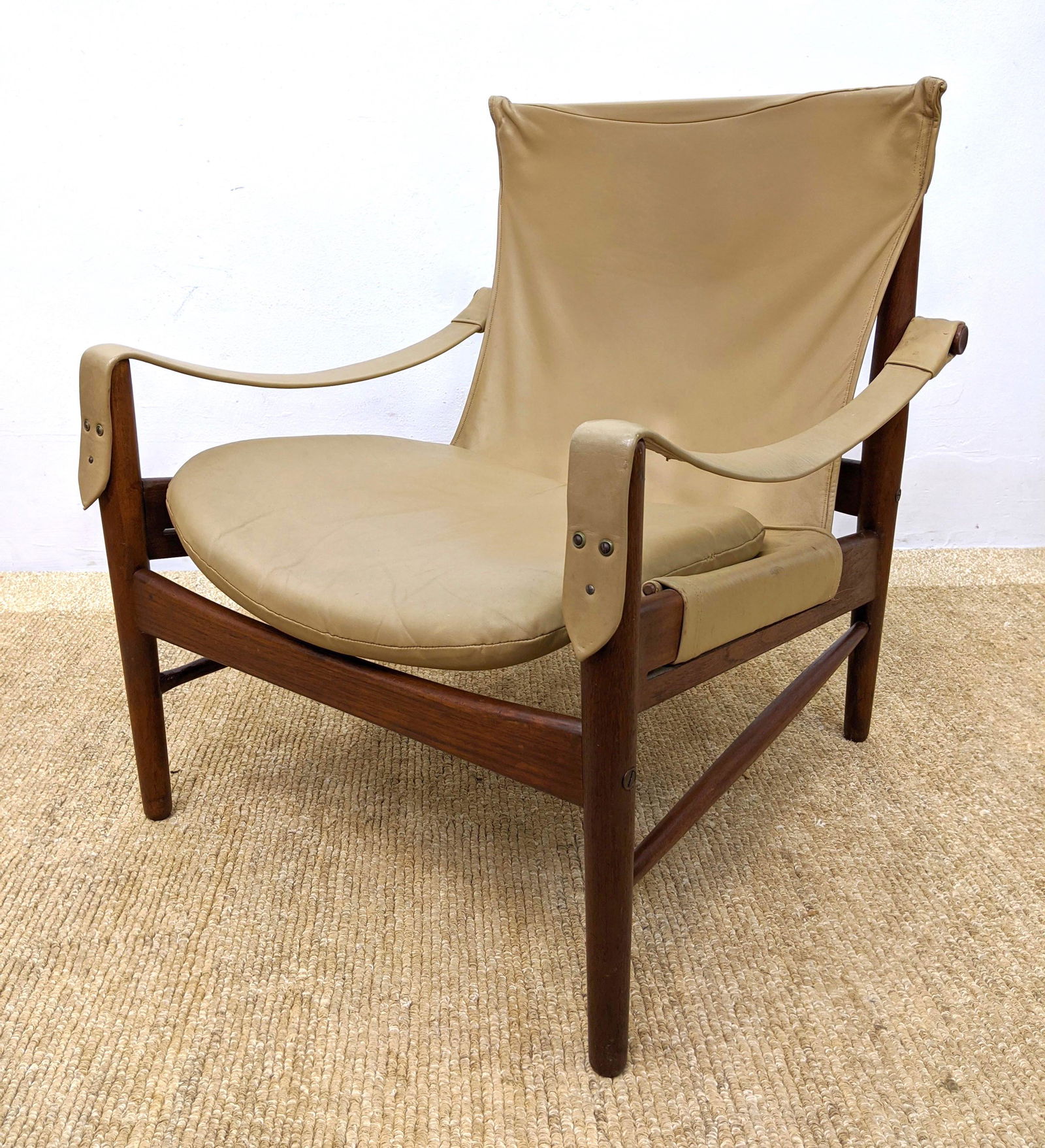 HANS OLSEN Safari Lounge Chair. Beige seat, cushion and (1 of 13)