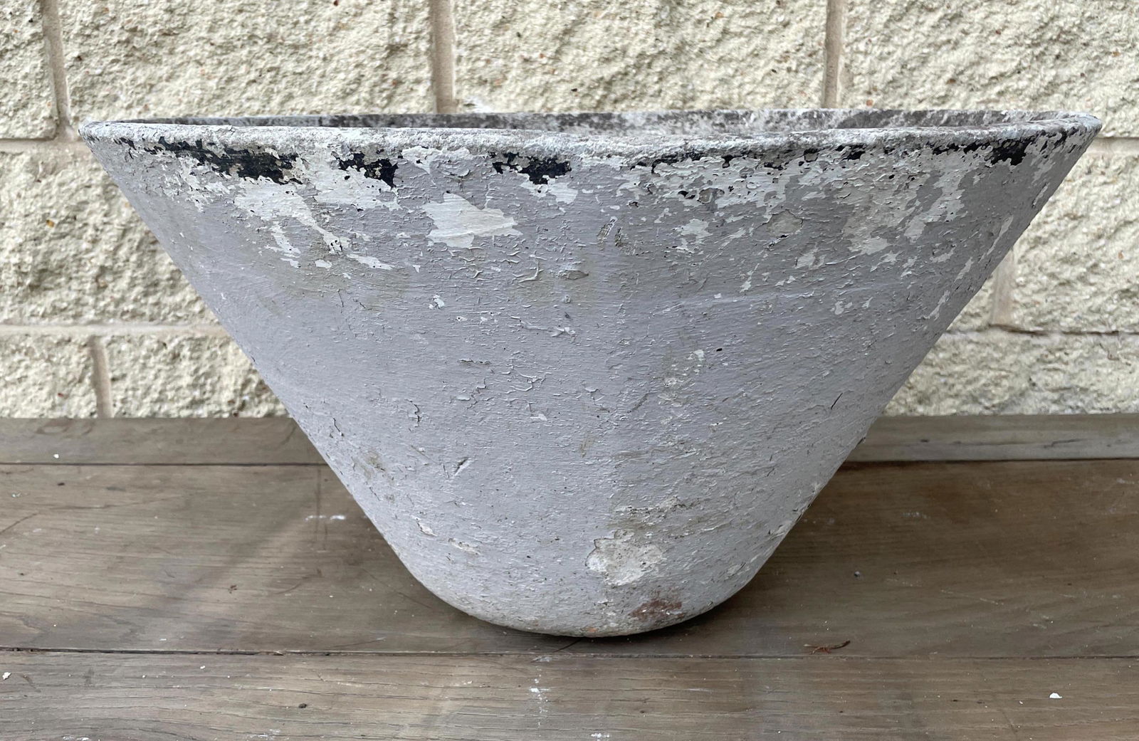 WILLY GUHL Cone Shaped Planter.  Outdoor Garden. (1 of 5)