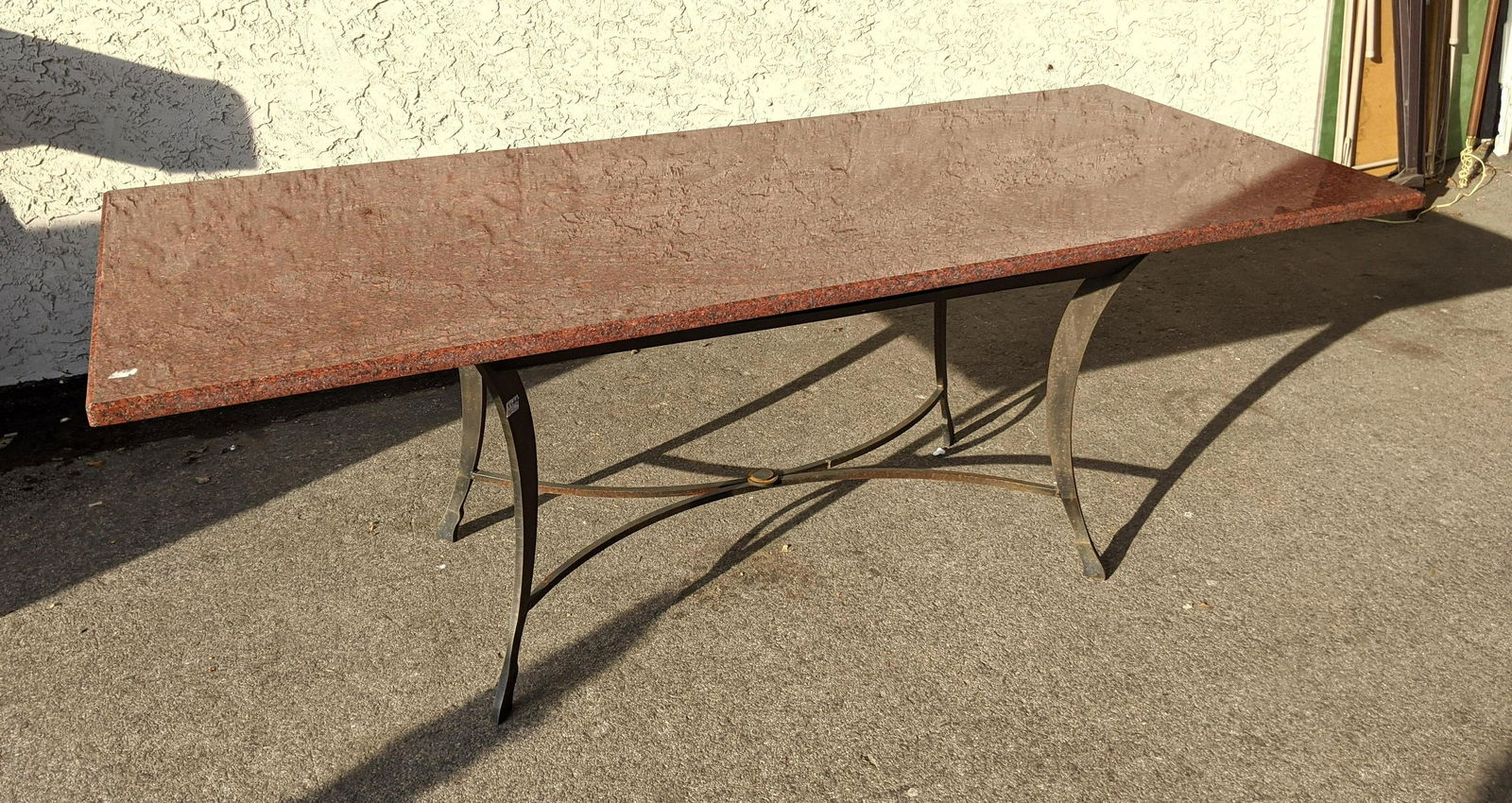 Large Granite Top Dining Table with Modernist Welded St (1 of 13)
