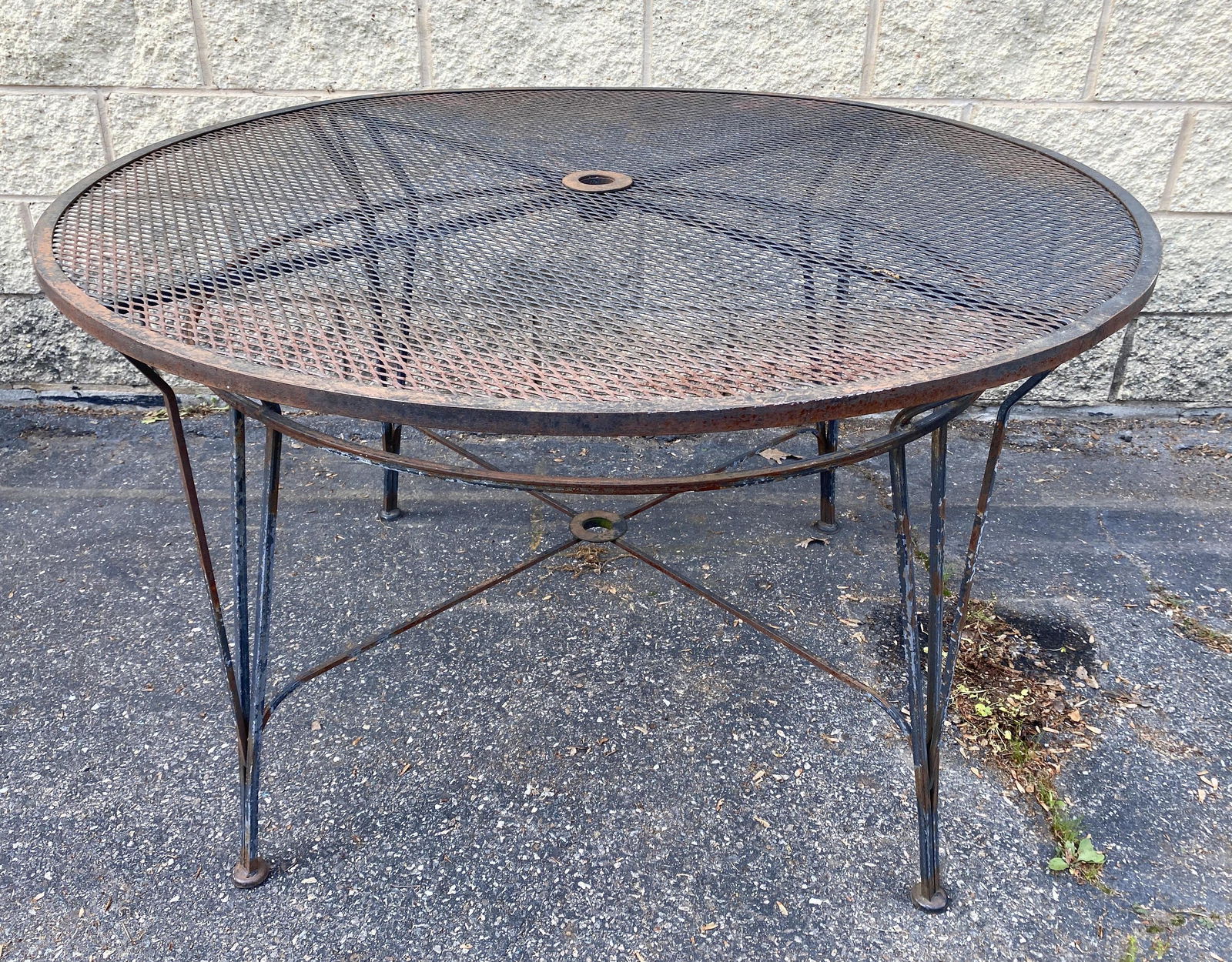 Salterini Mesh Dining Table.: Salterini Mesh Dining Table.-- Dimensions: H: 29 inches: W: 48 inches: D: 48 inches ---