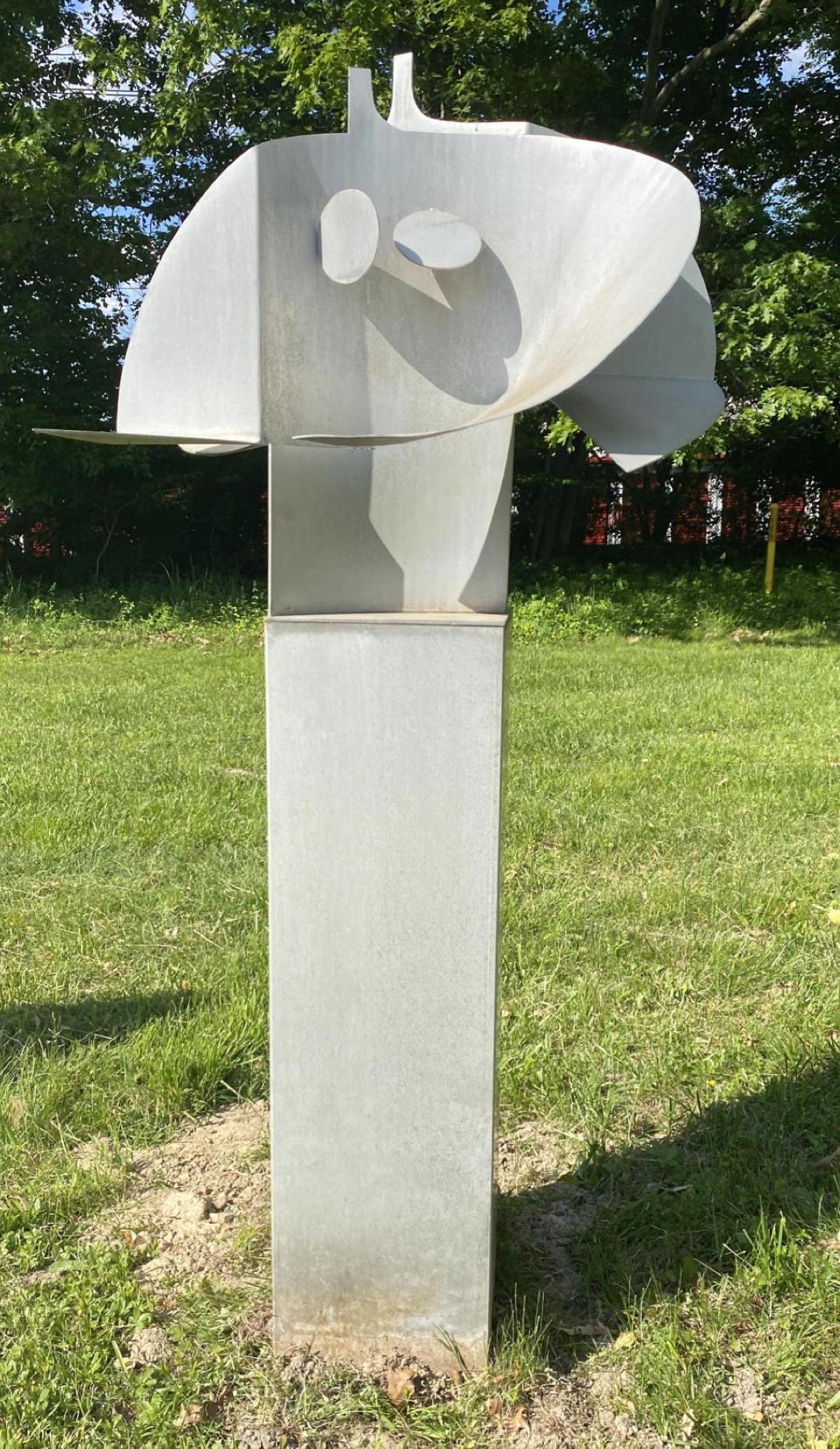 Large GEORGE D'AMATO Garden Sculpture.  Double Figure. (1 of 9)