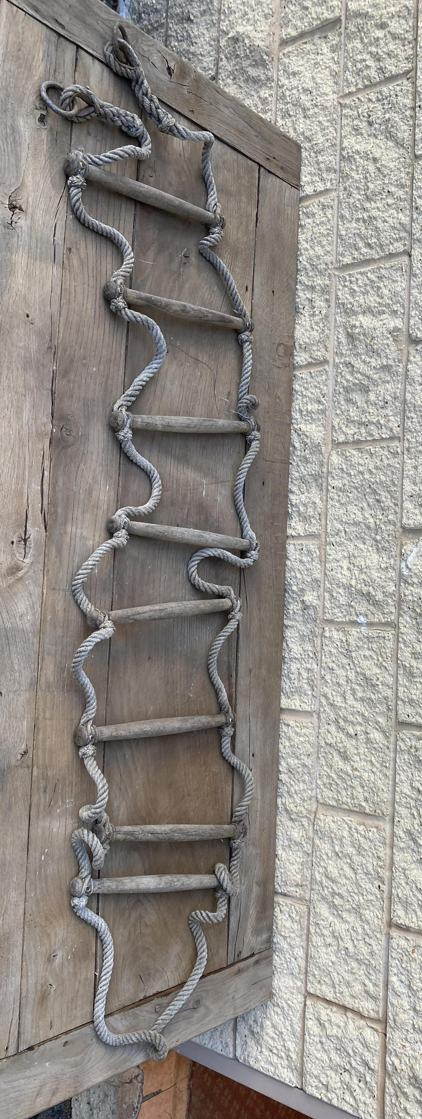 Rustic French Rope Ladder (1 of 9)
