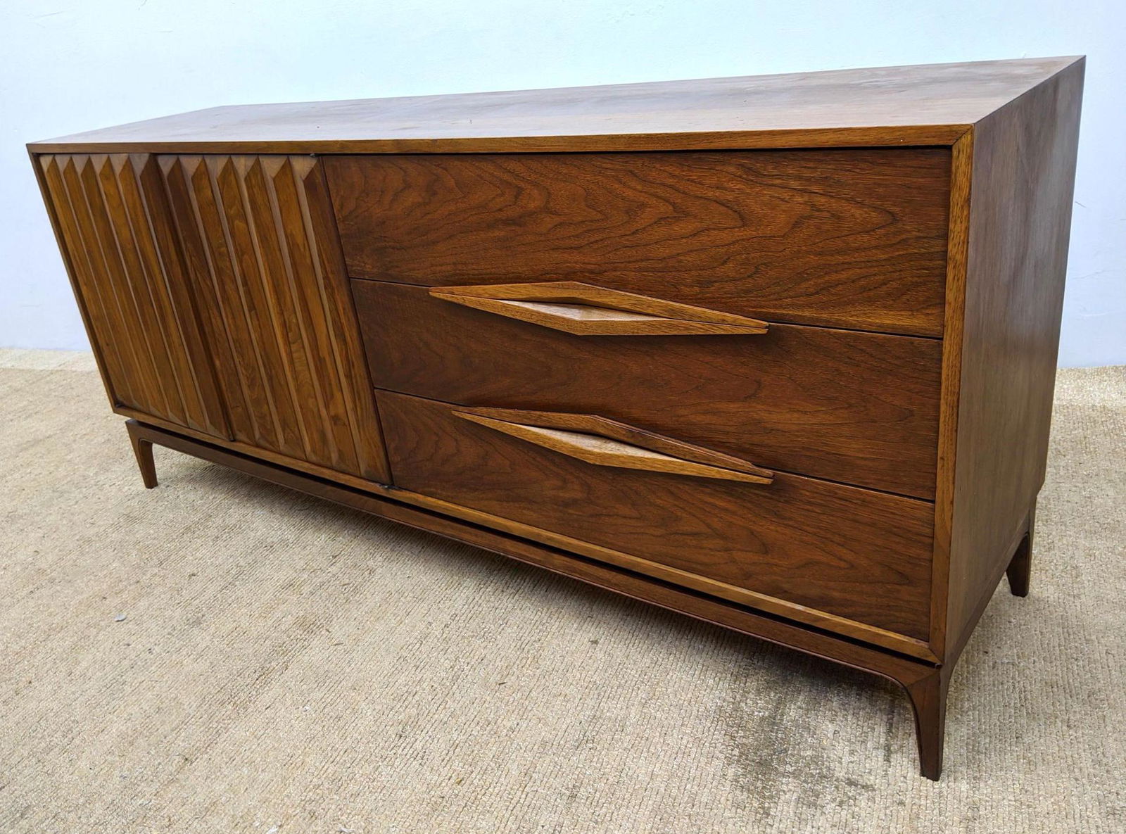 ALBERT PARVIN Attributed Diamond Dresser. Modernist Wal (1 of 16)