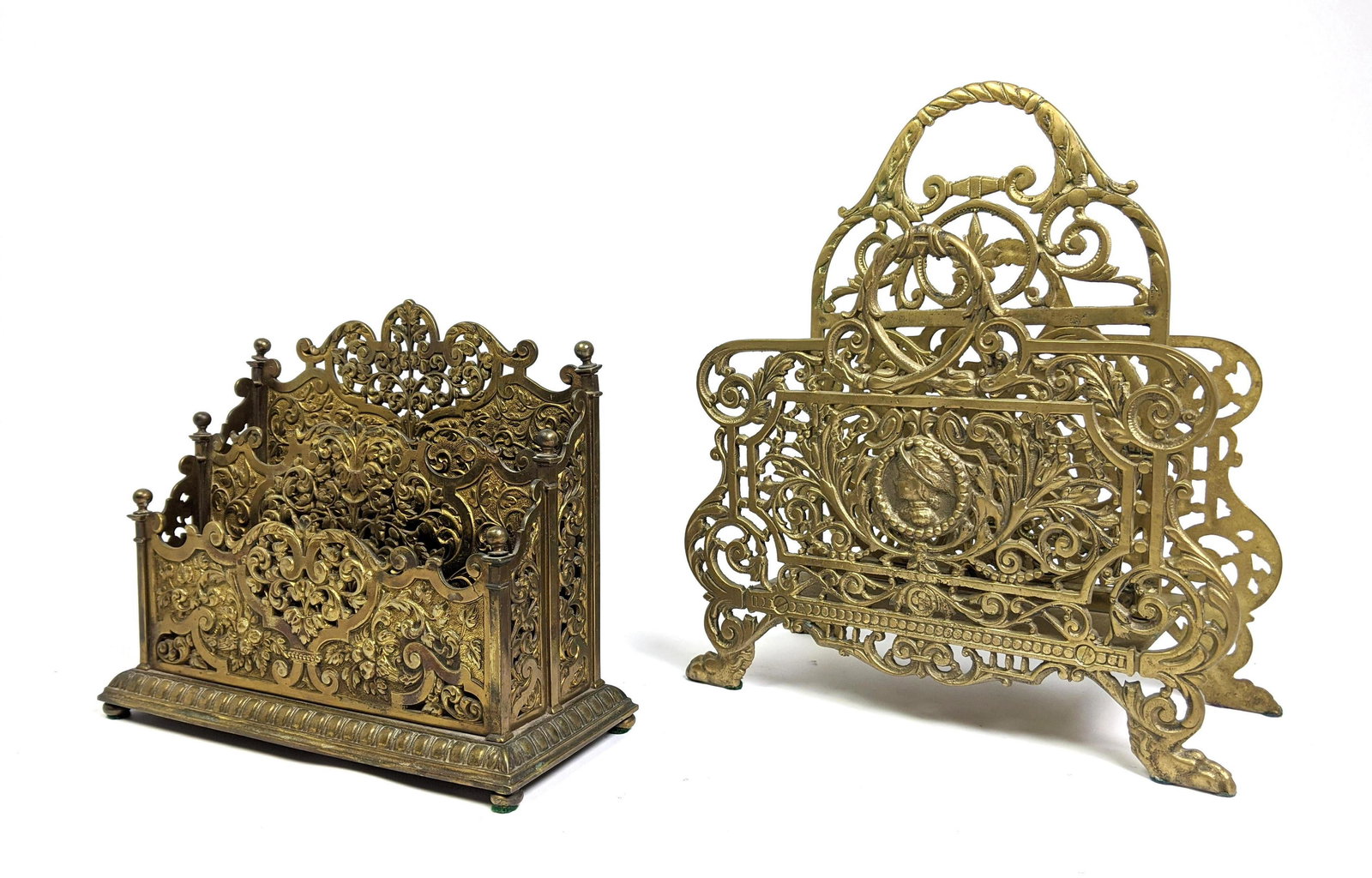 2pc Bradley & Hubbard style Ornate Brass Letter Racks. (1 of 16)