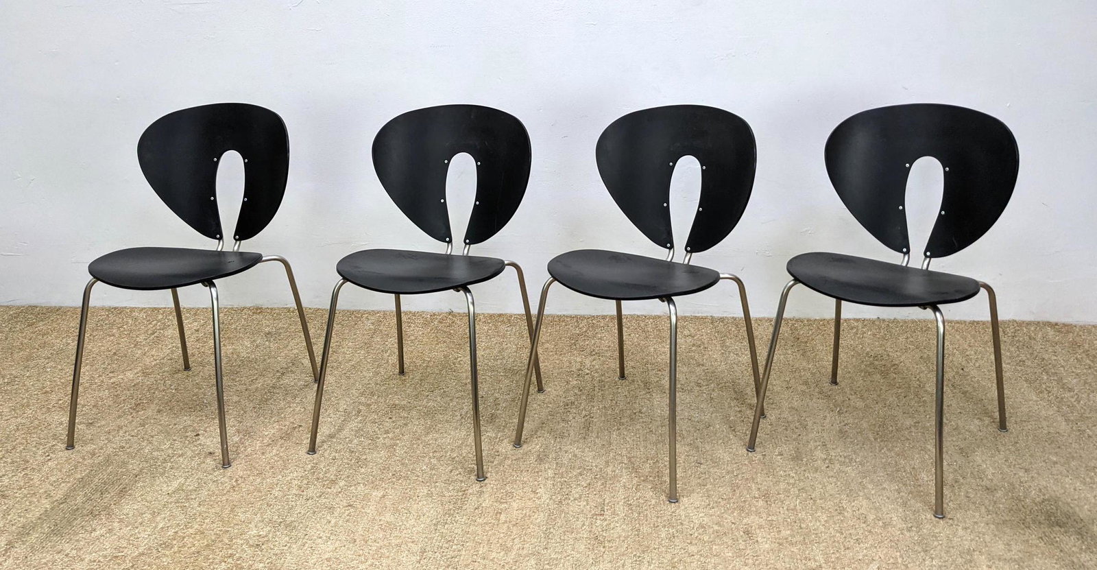 Set 4 JESUS GASCA Globus Stacking Chairs. Chair model 2 (1 of 12)