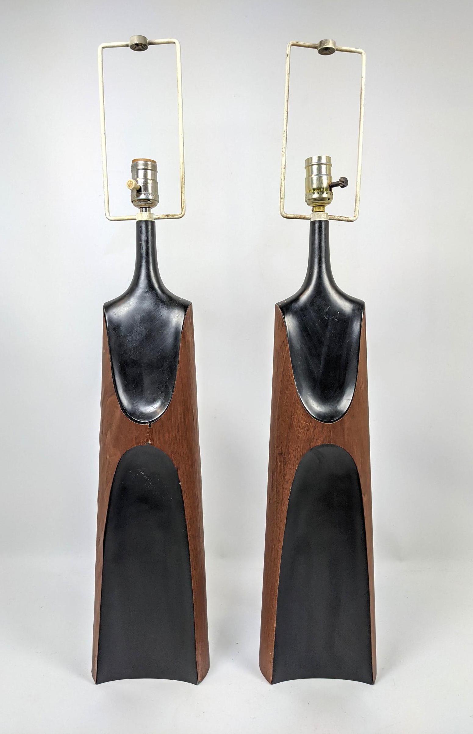 Pr Tall Modernist Table Lamps. Elegant sculptural forms (1 of 13)