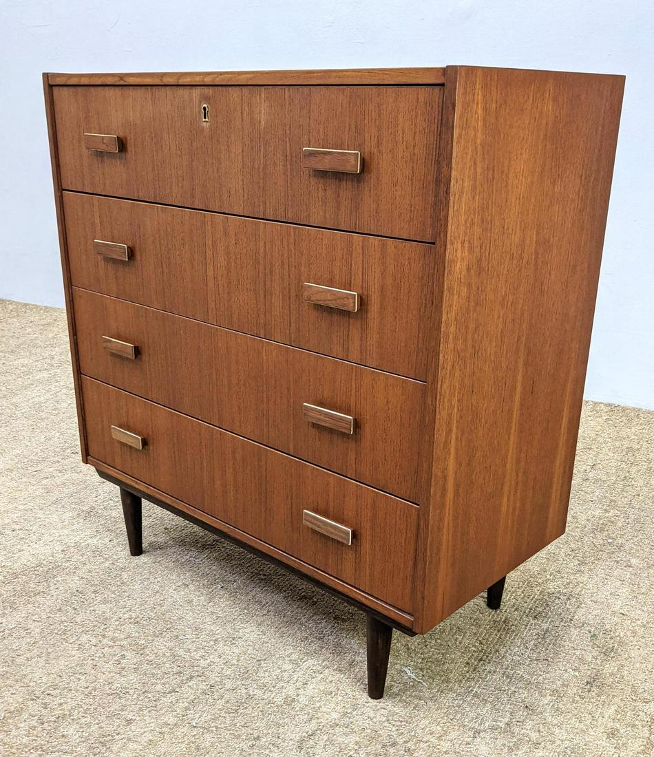 Danish Modern Teak 4 Drawer Dresser Chest.  Recessed pu (1 of 12)