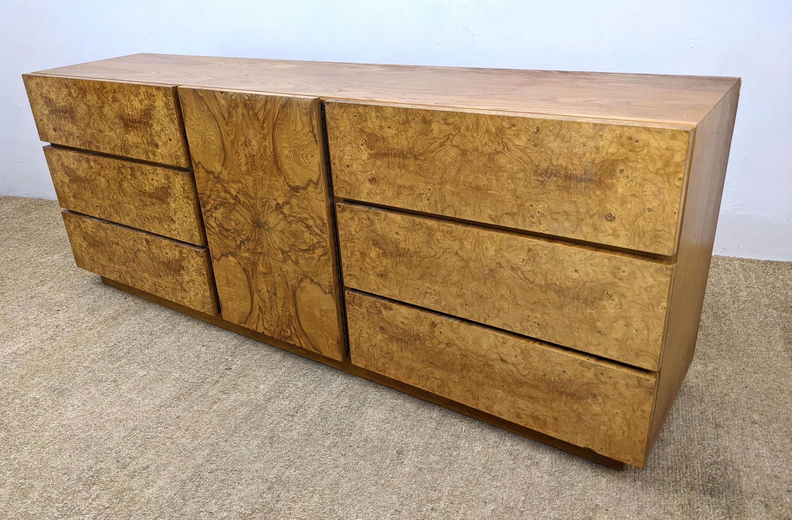 LANE Burl Wood Credenza Sideboard Dresser. Milo Baughma (1 of 19)