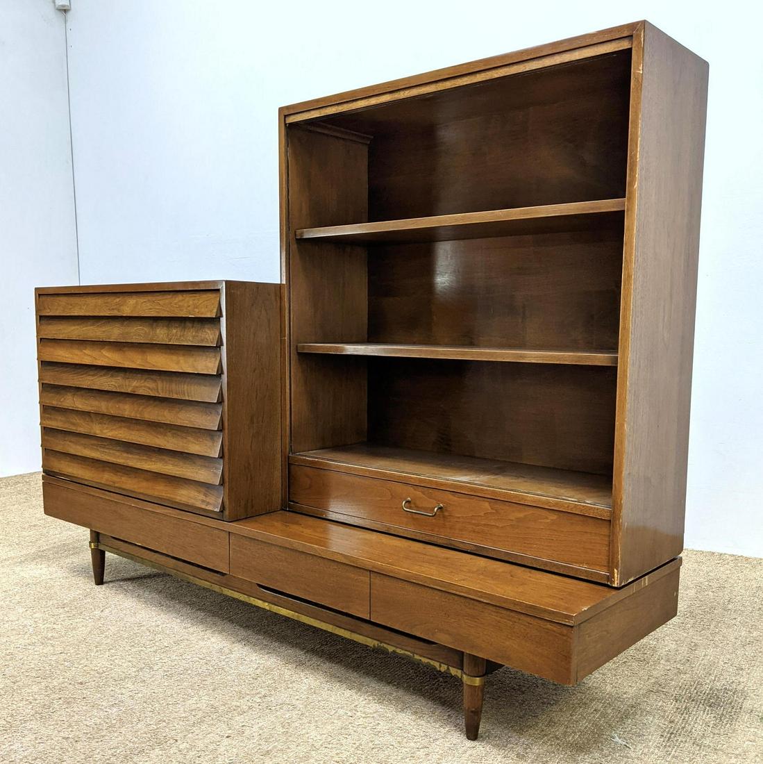 3pc AMERICAN of MARTINSVILLE Walnut Furniture. Low Coff (1 of 14)