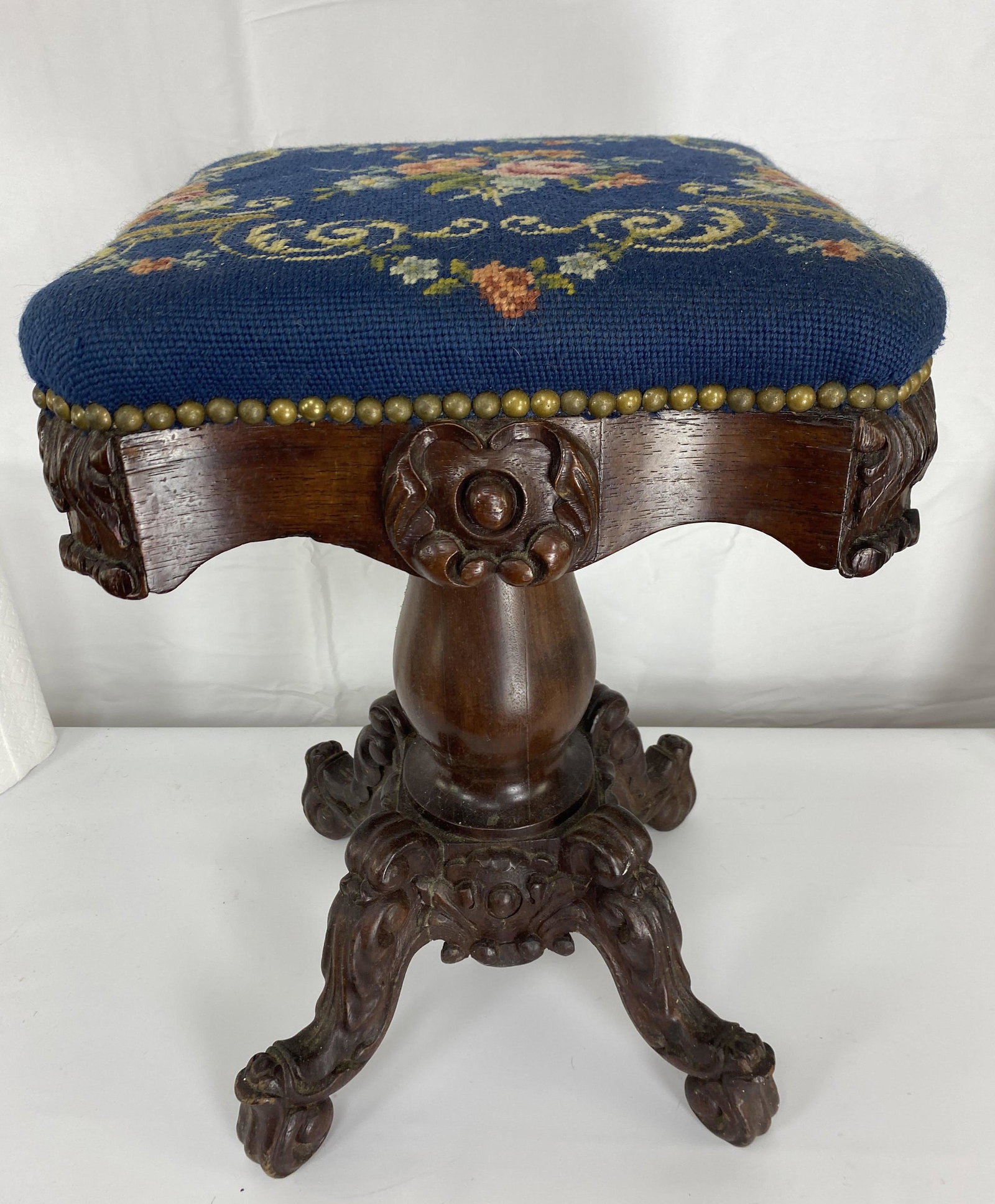 Carved Needlepoint Piano Stool. (1 of 15)