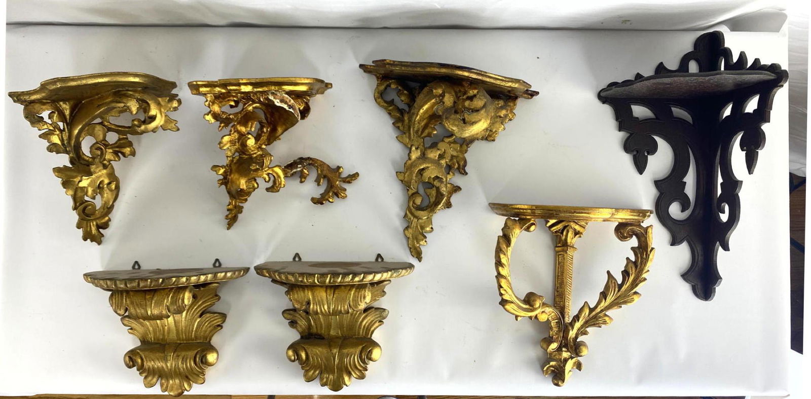 7pc Wall Shelf Lot. Wood and gilt. Some corner shelves. (1 of 13)