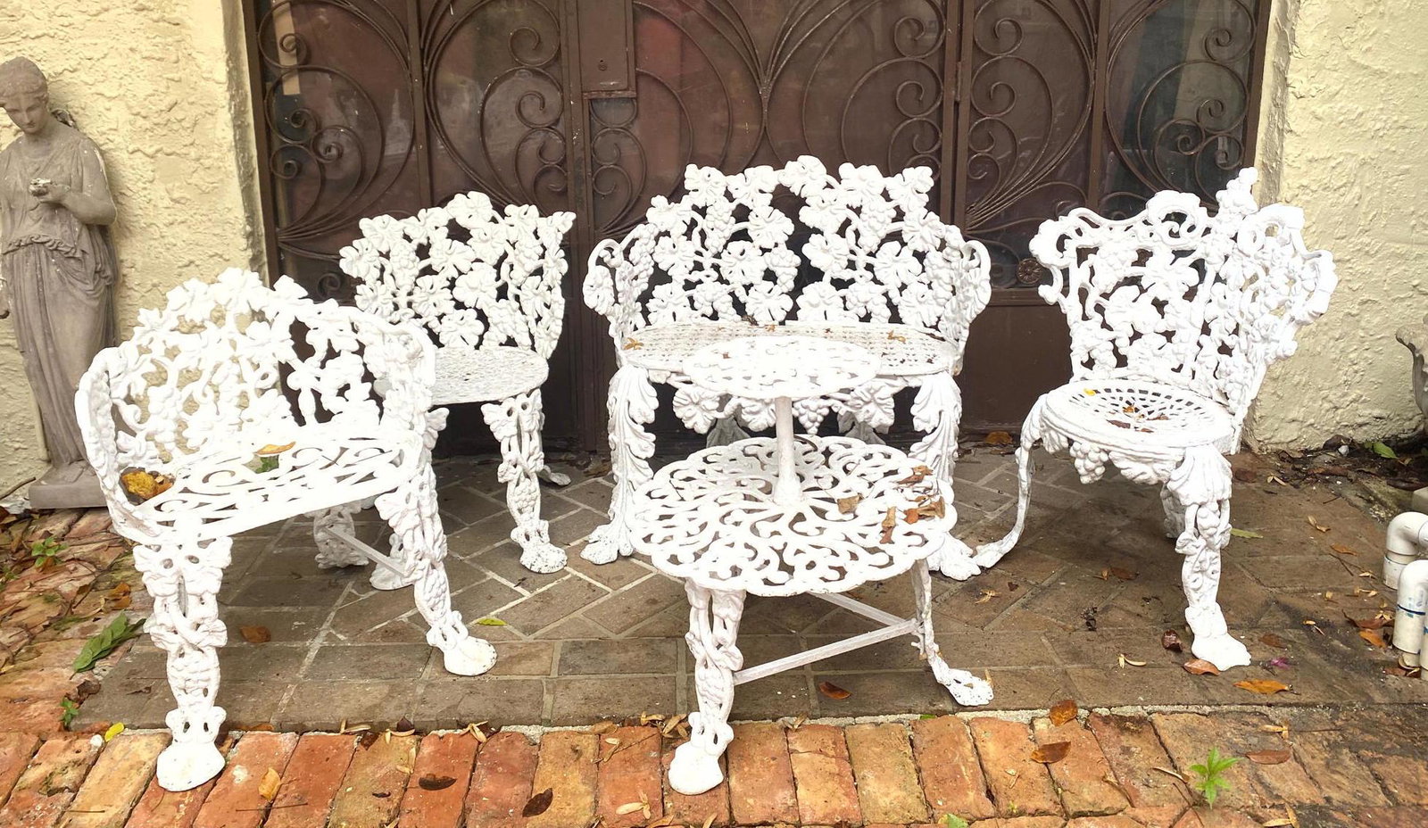 5pc Cast Iron Garden Furniture. Table, settee, 3 chairs (1 of 10)