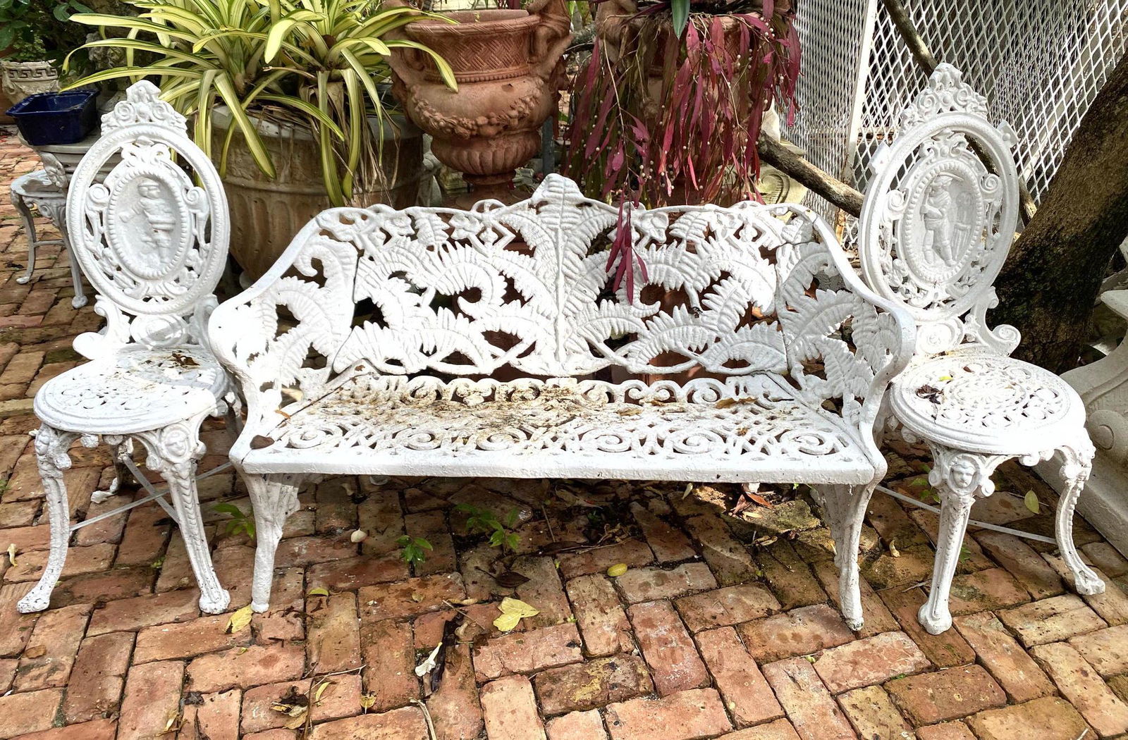 3pc Aluminum Garden Furniture. bench  & 2 chairs Fern s (1 of 8)