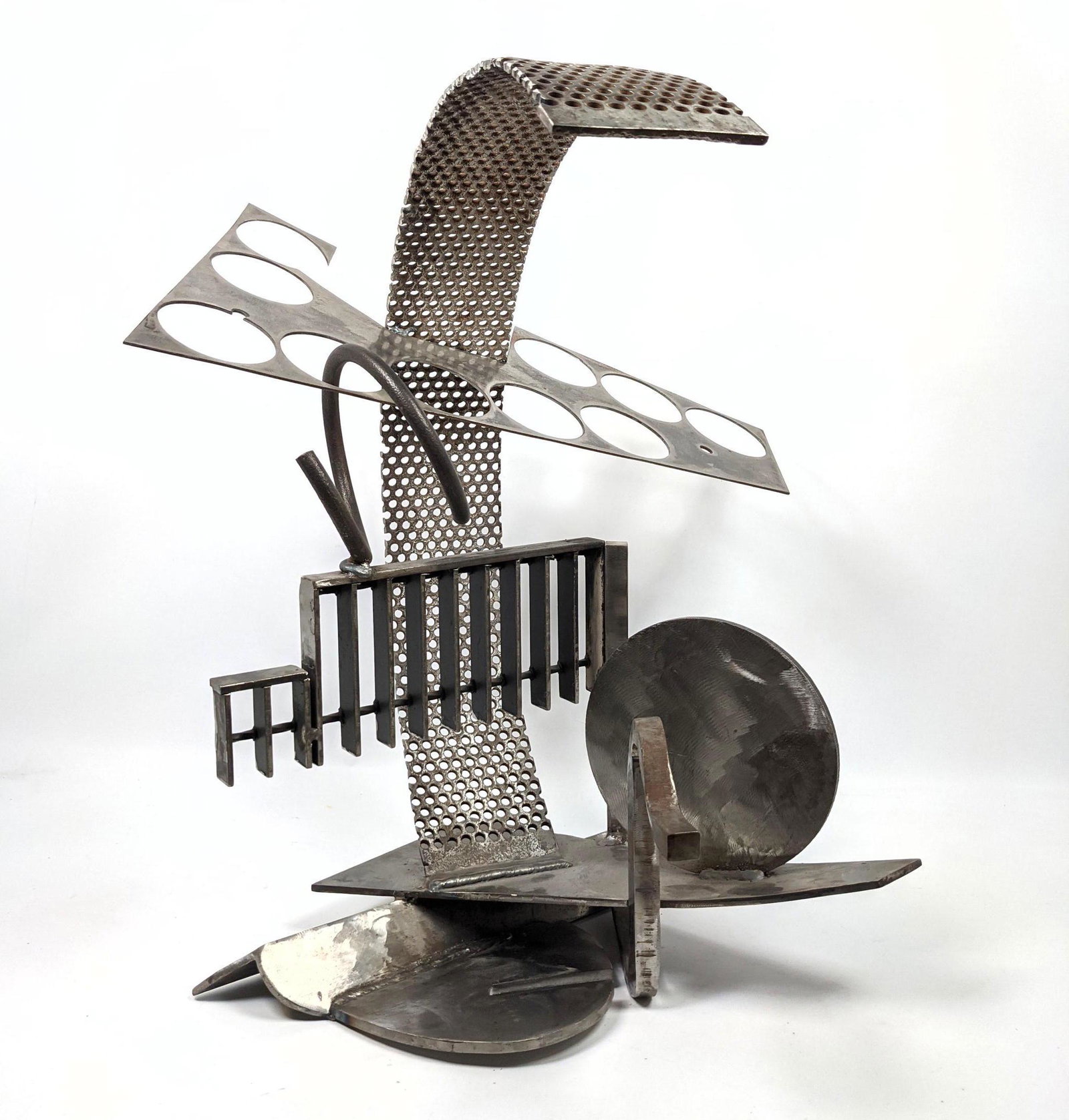 Heavy Industrial Steel Sculpture. Abstract Modern. wel: Heavy Industrial Steel Sculpture. Abstract Modern. welded elements.-- Dimensions: H: 26 inches: W: 26 inches: D: 26 inches ---