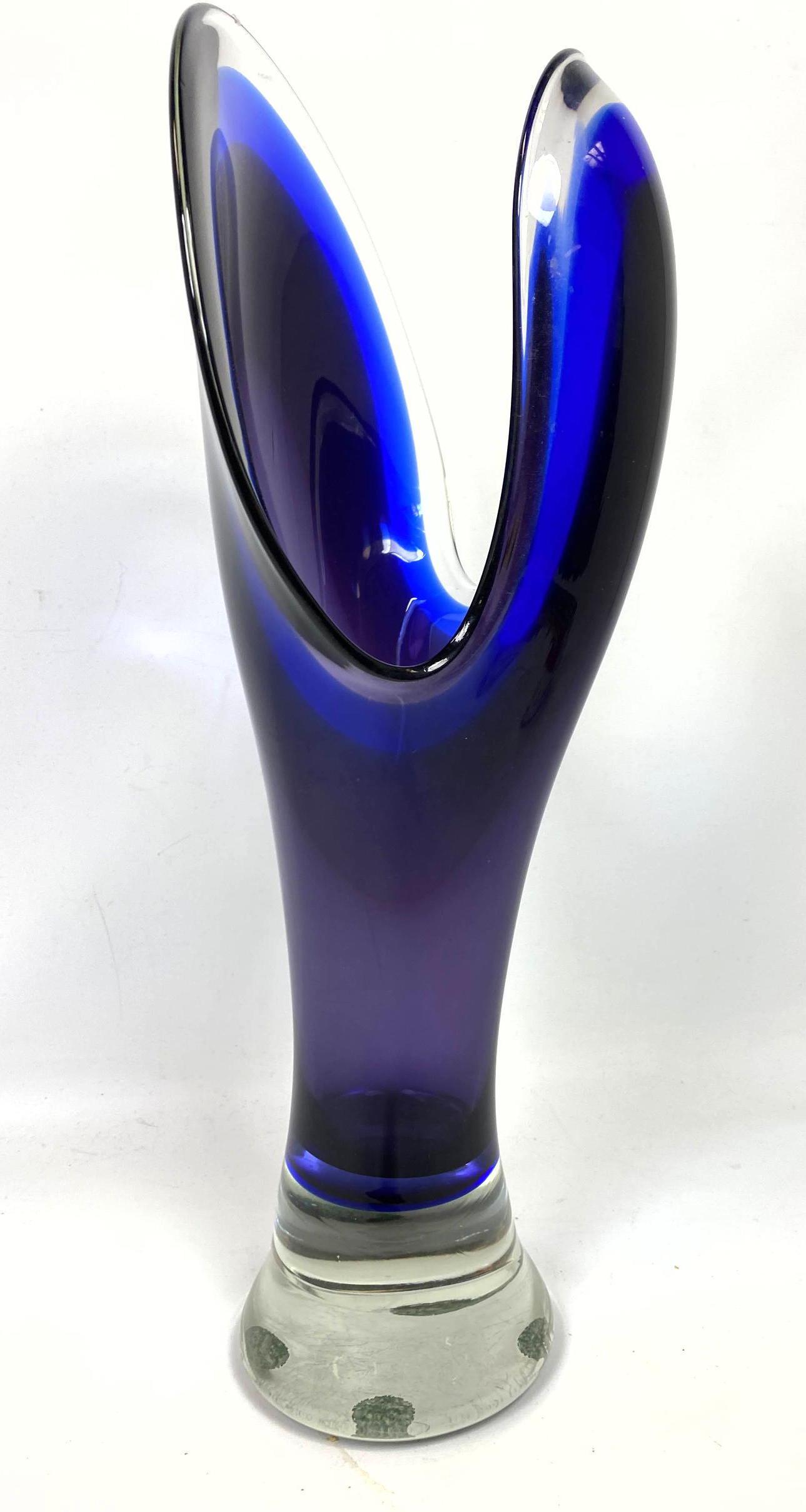 Tall Cased Art Glass Vase. Rich Cobalt Blue Interior. U (1 of 8)