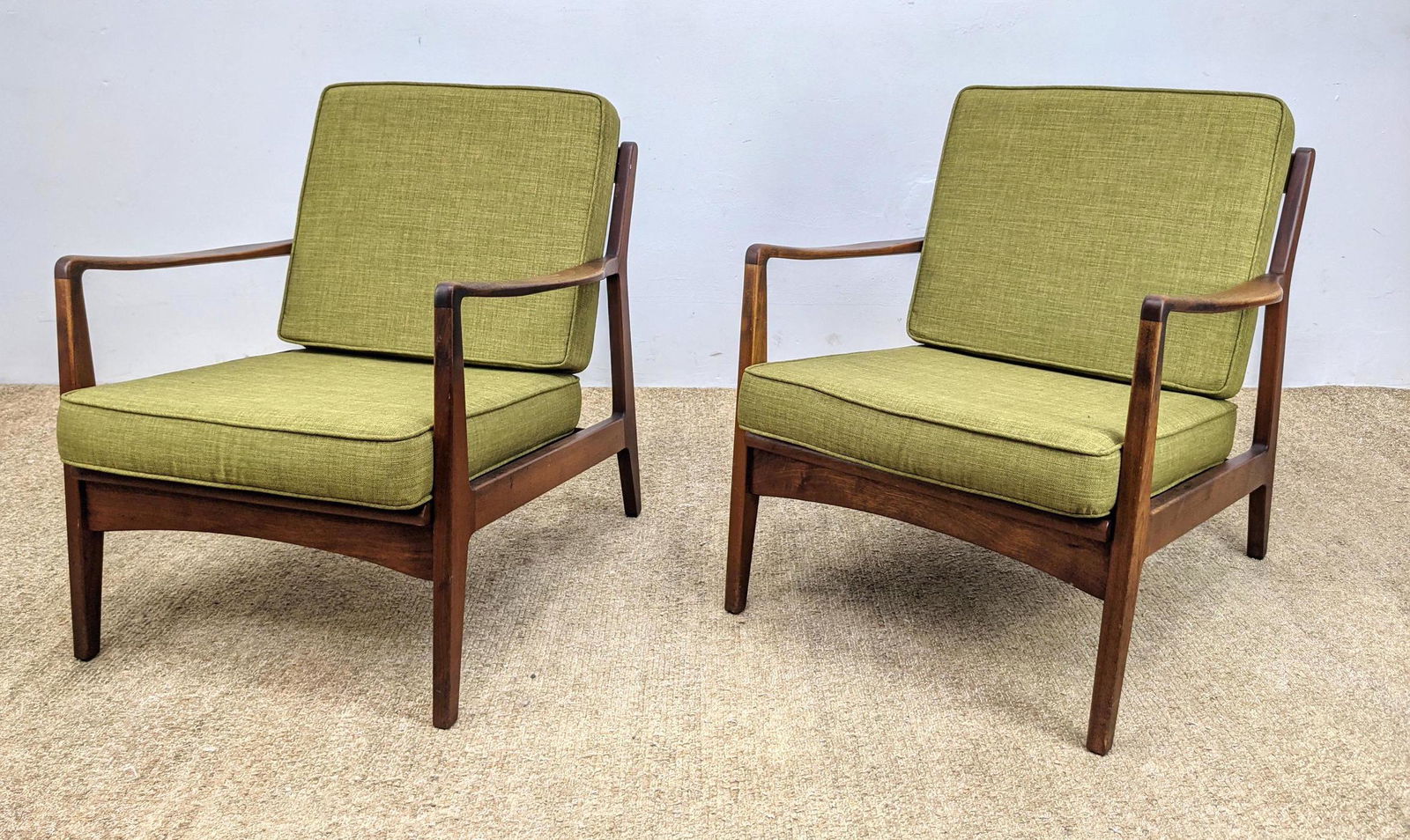Pr Mid Century Modern    Modern Slat Back Lounge Chairs (1 of 15)