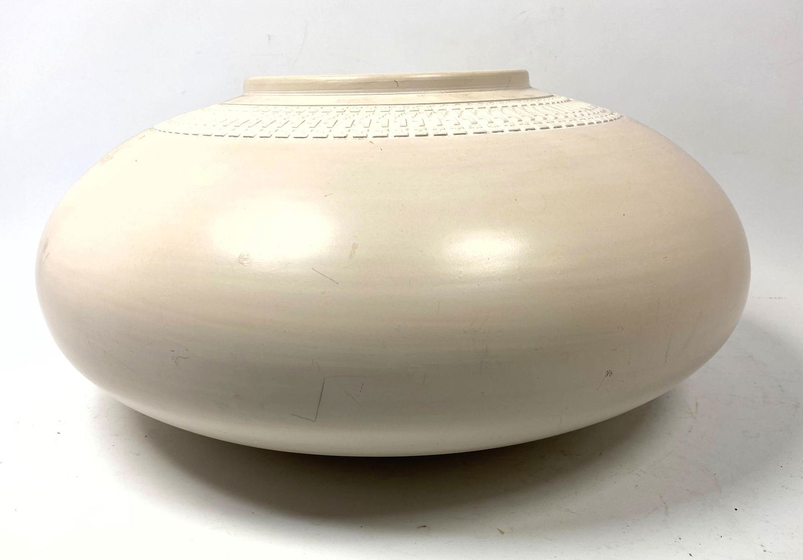 Large DAVID GREENBAUM Handcrafted Pottery Vase Vessel. (1 of 6)